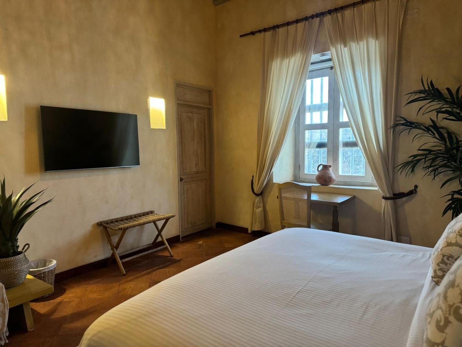 Moet Boutique Adutls Only Hotel 4*