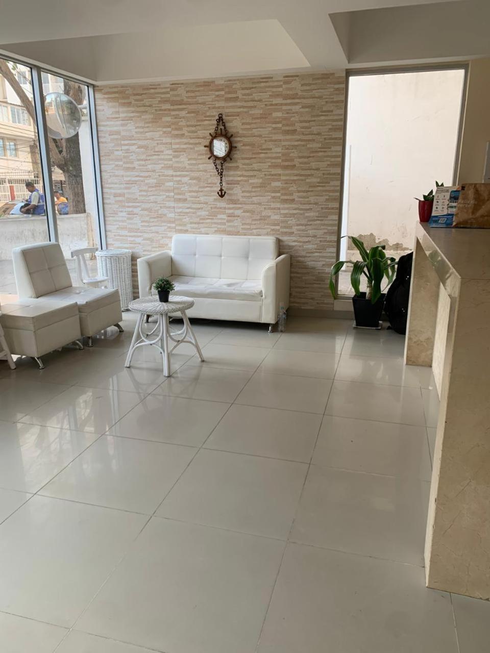 Comodo Apto 3 Hab Cerca Al Mar Apartamento *