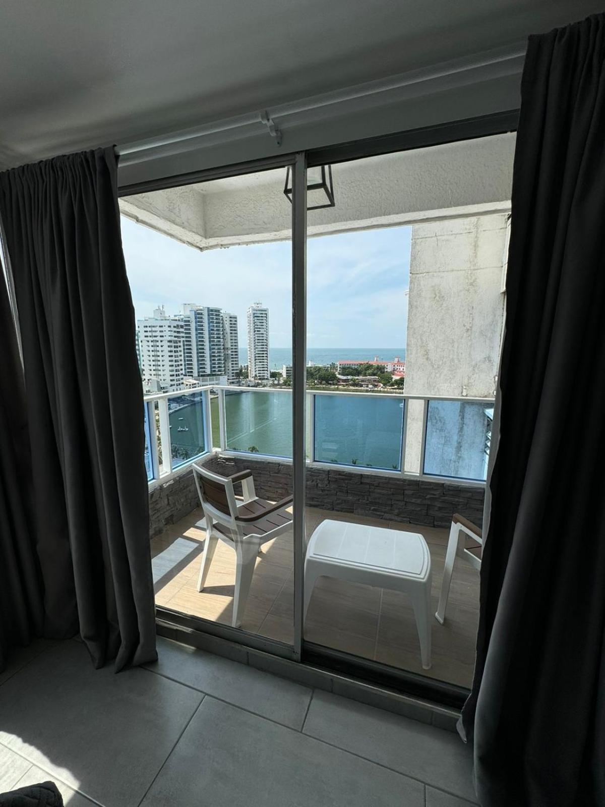 Apartment Hermoso Vista Al Mar El Laguito