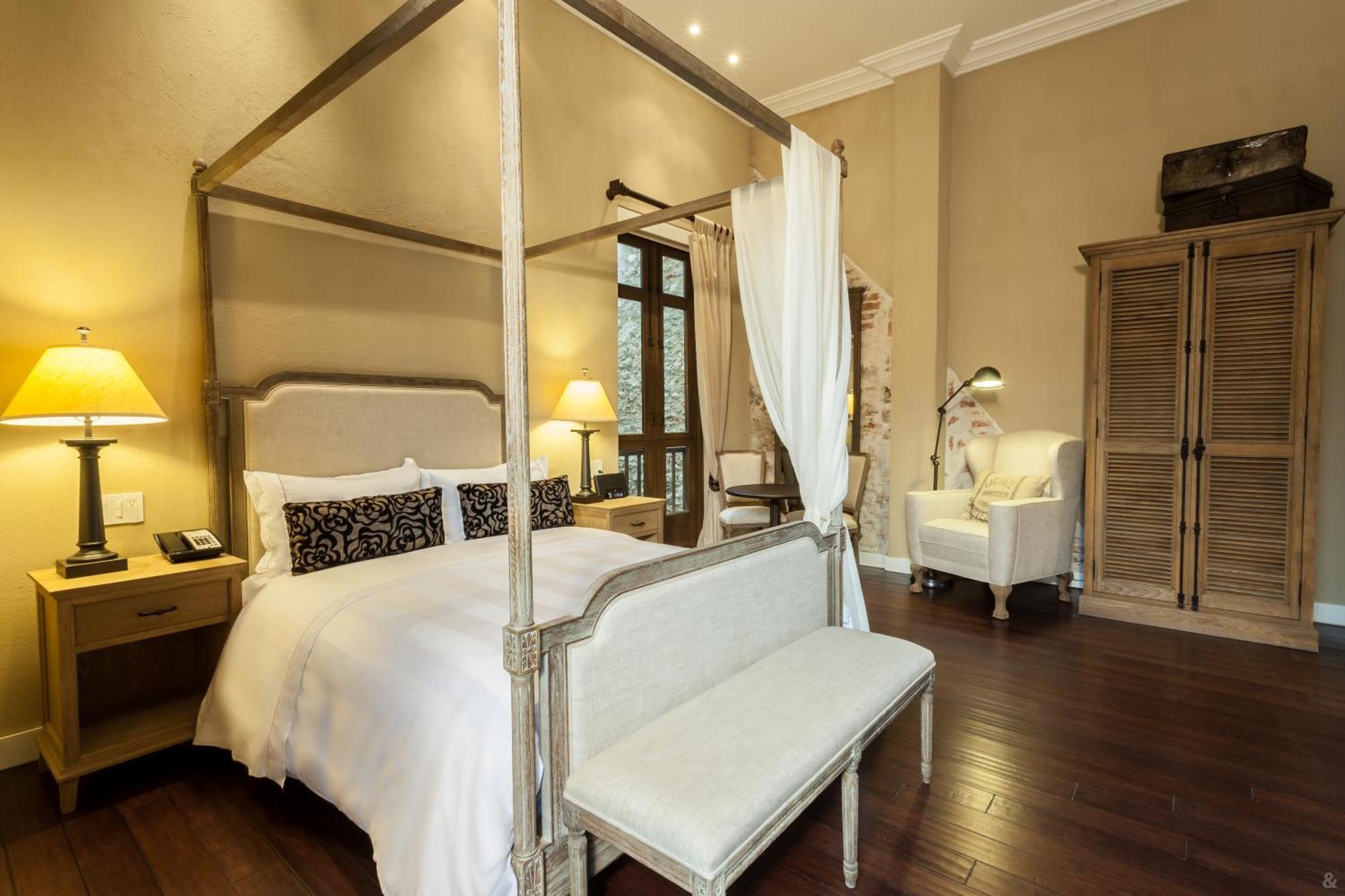 Bastión Luxury Hotel 5*