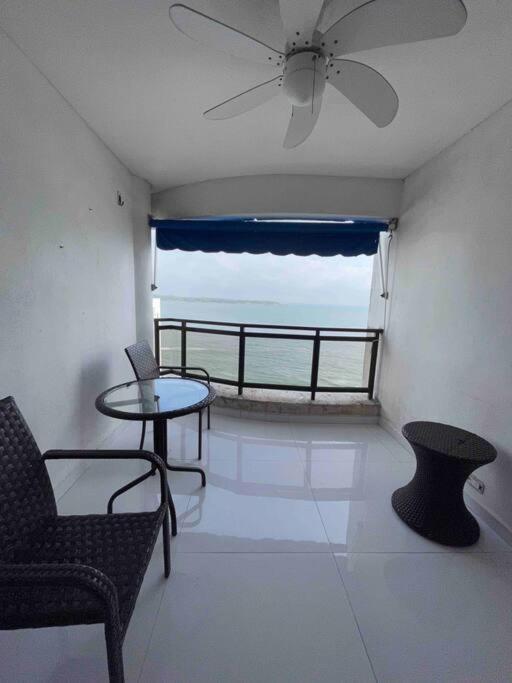 Con Vista Al Mar Torremarina Premium * Cartagena
