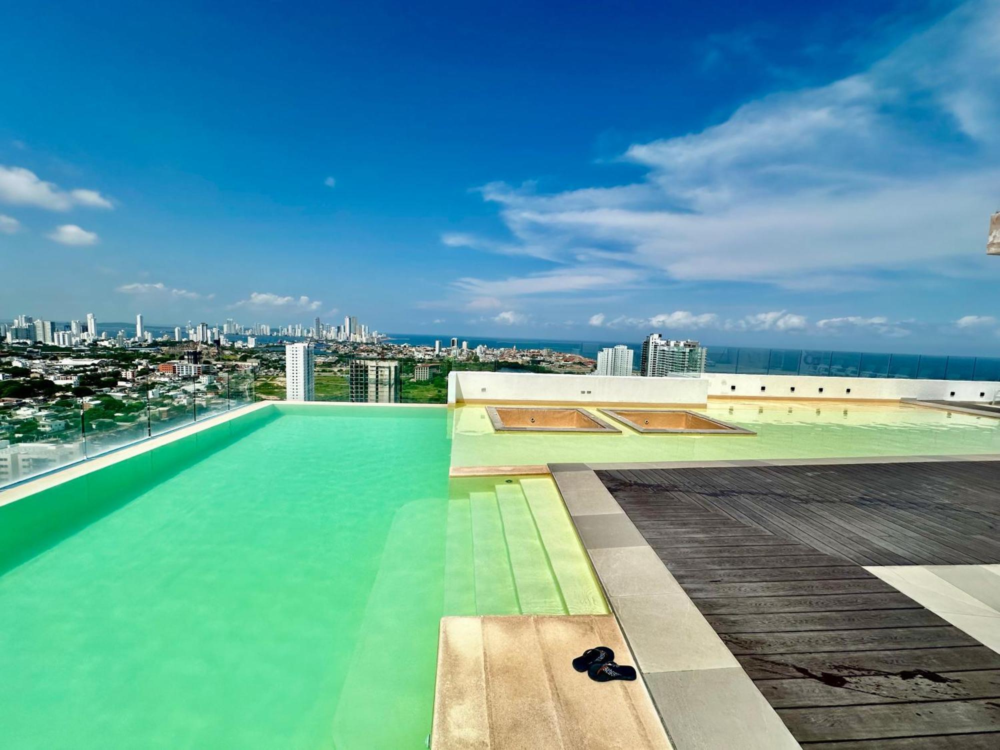 Great Sunsets & Sea Views, Near Beach&downtown Apartment *