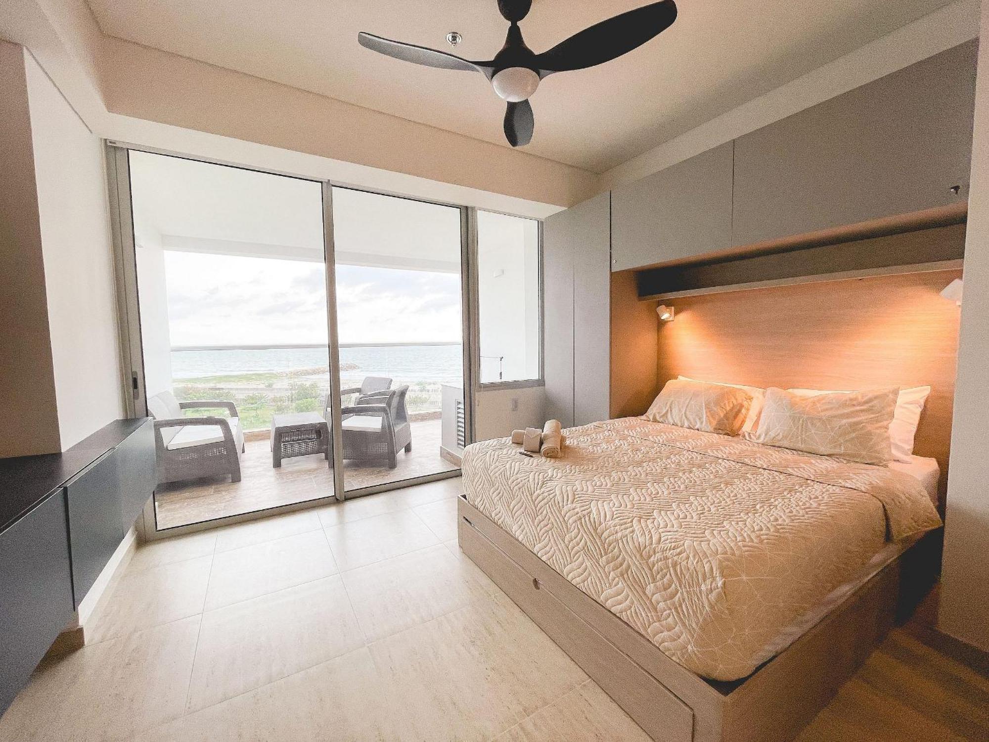 Cartagena Beach Resort *
