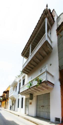 De La Mantilla Hotel