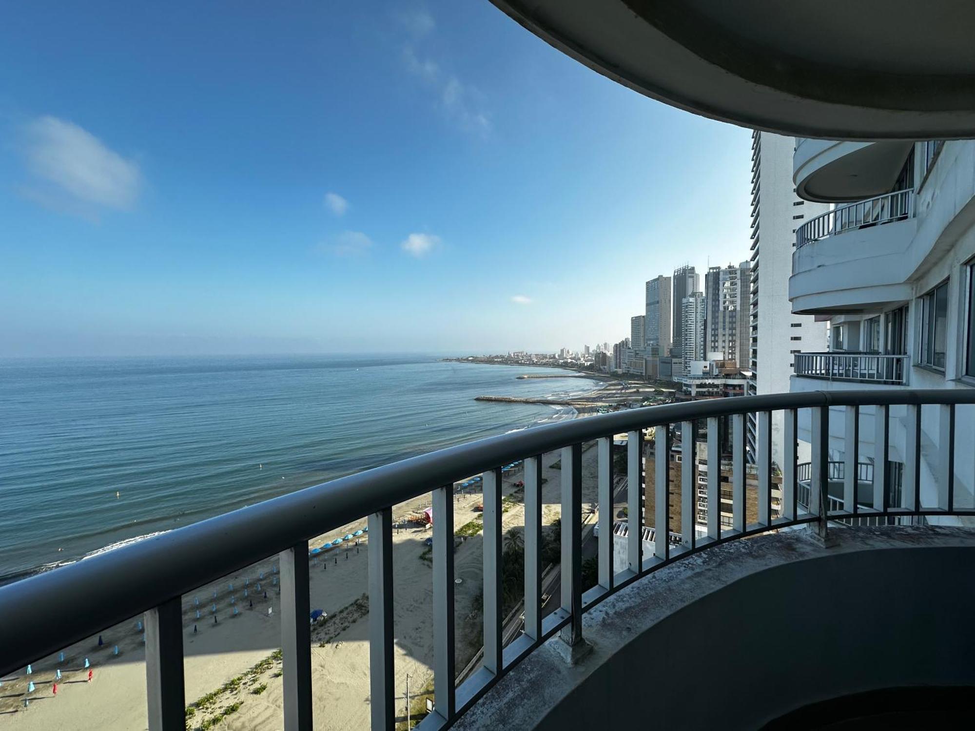 Con Vista Al Mar Piso 19 Bocagrande Apartment