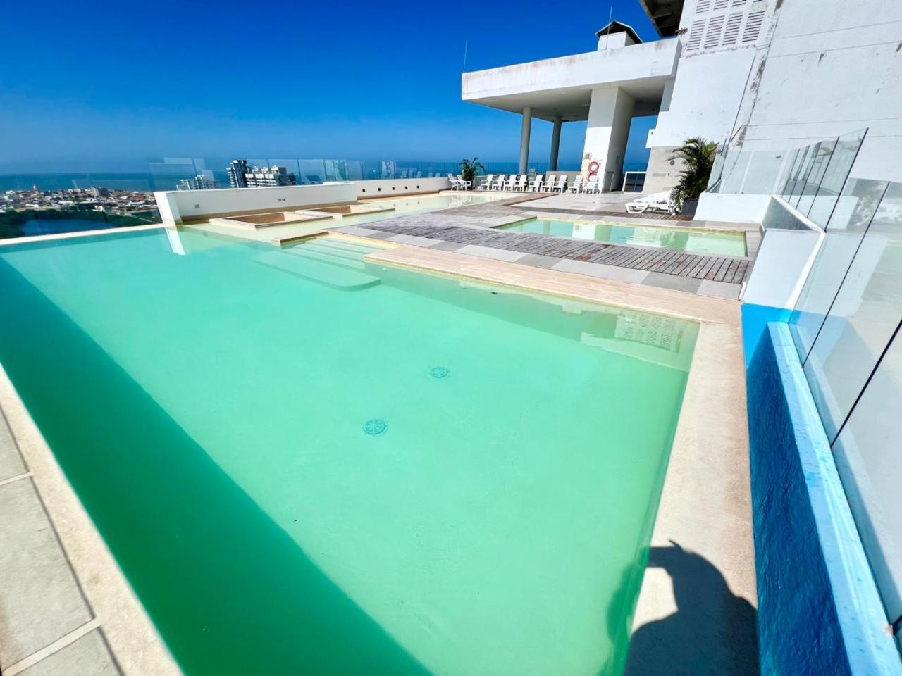 Apartment Lujoso Frente Al Mar En Nuevo *