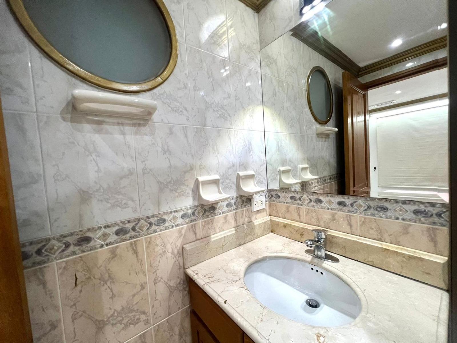 Holiday home Private House - 4 Pisos - 100 Mts De La Playa *