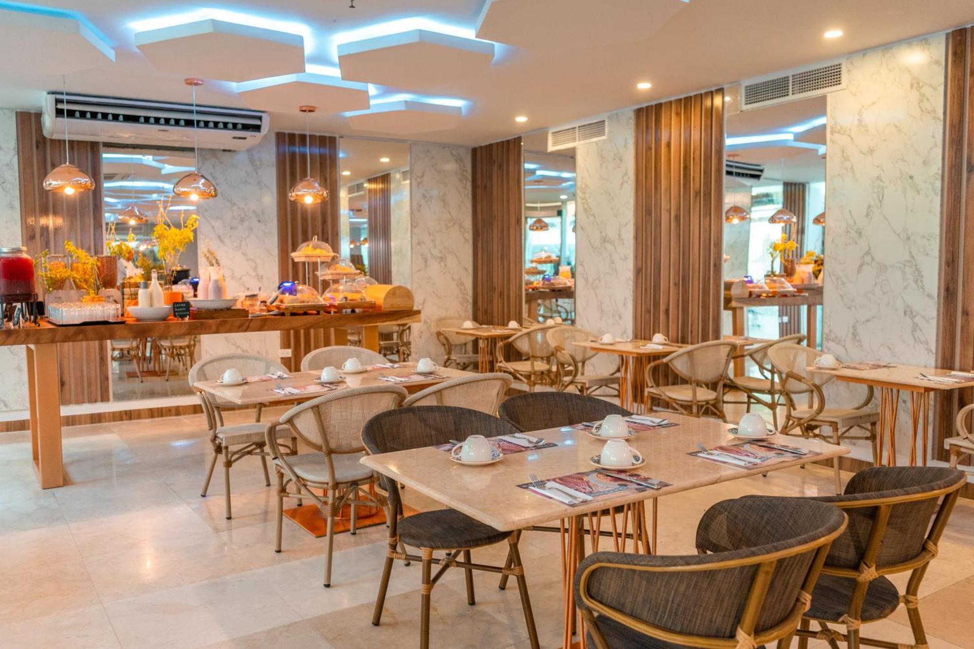 Hotel Sonesta