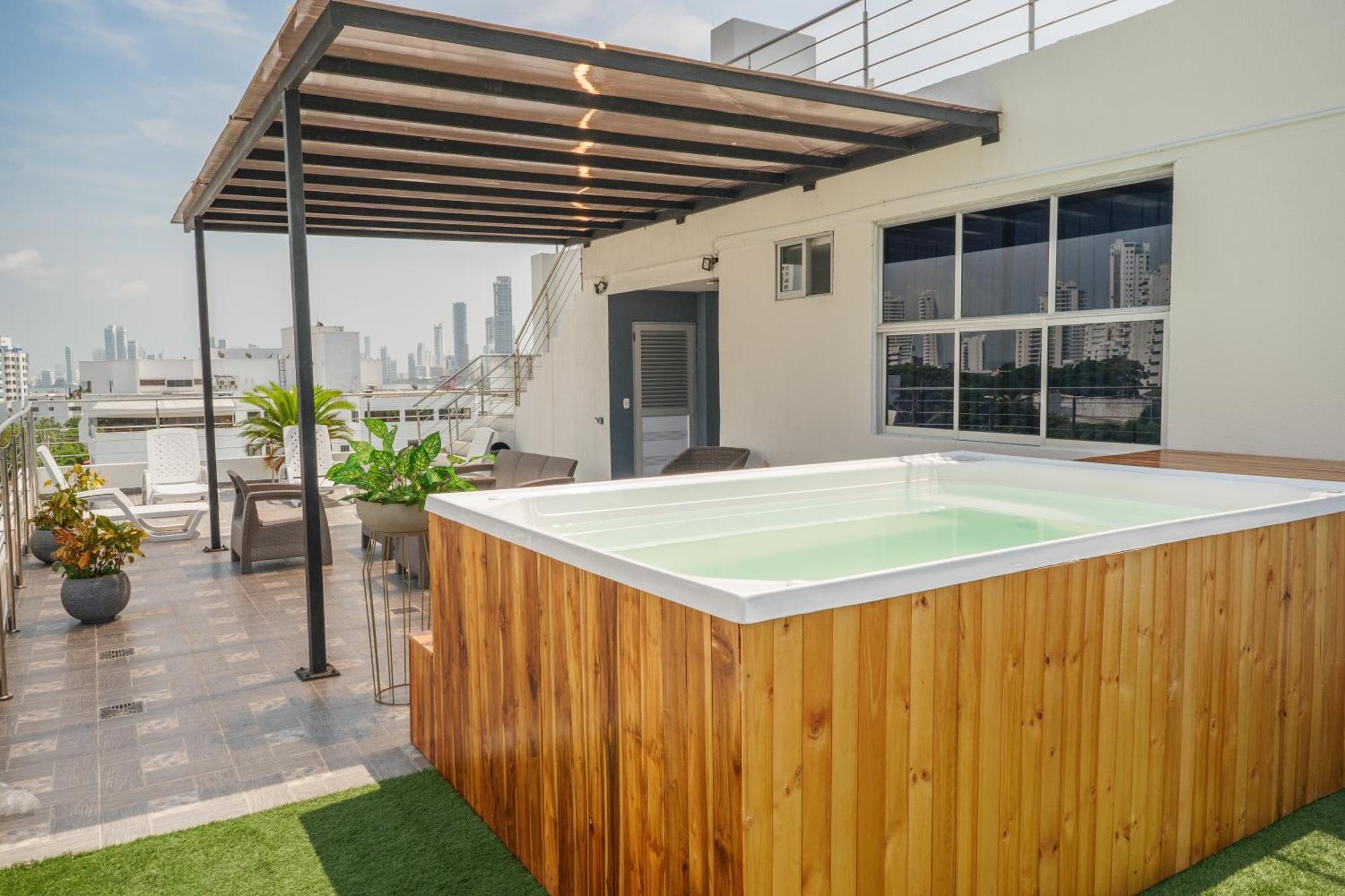 Aparthotel Bahia 79 Apartasuites Cerca Al Centro 3*