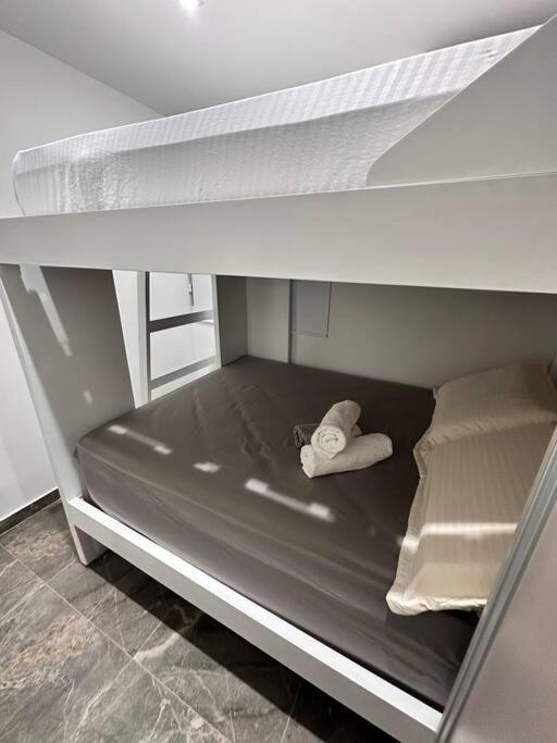 Apartamento Moderno Y De Lujo *