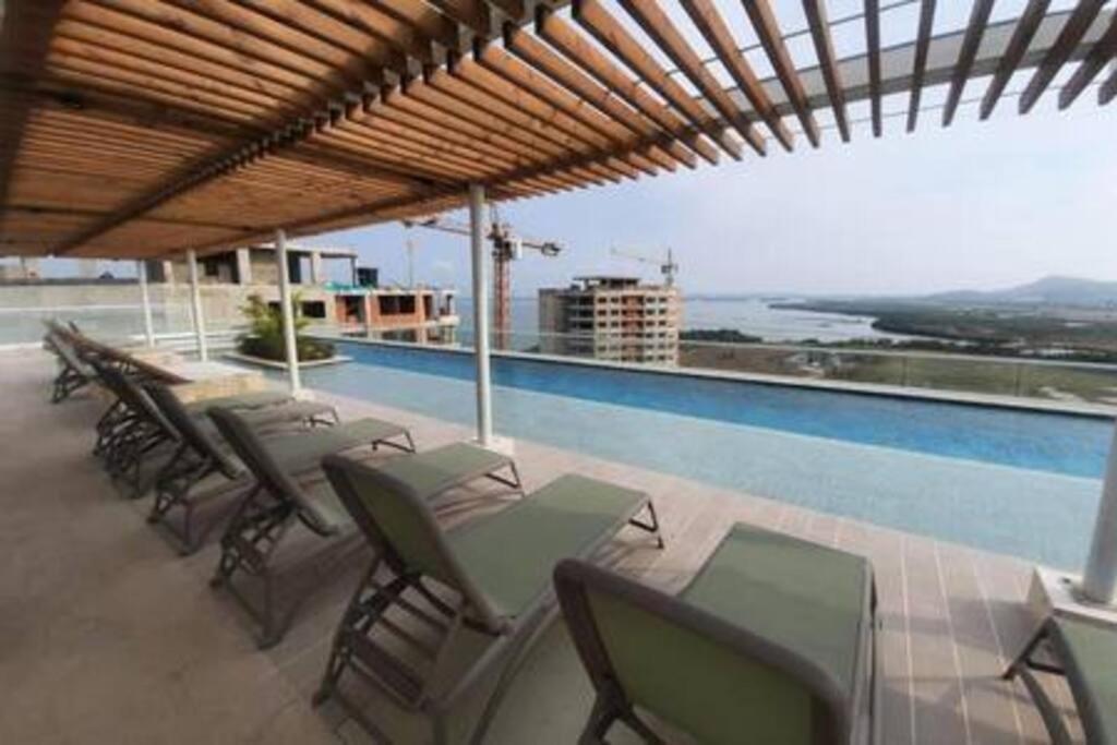 Apartment Indulge, Balcony Jacuzzi Cartagena