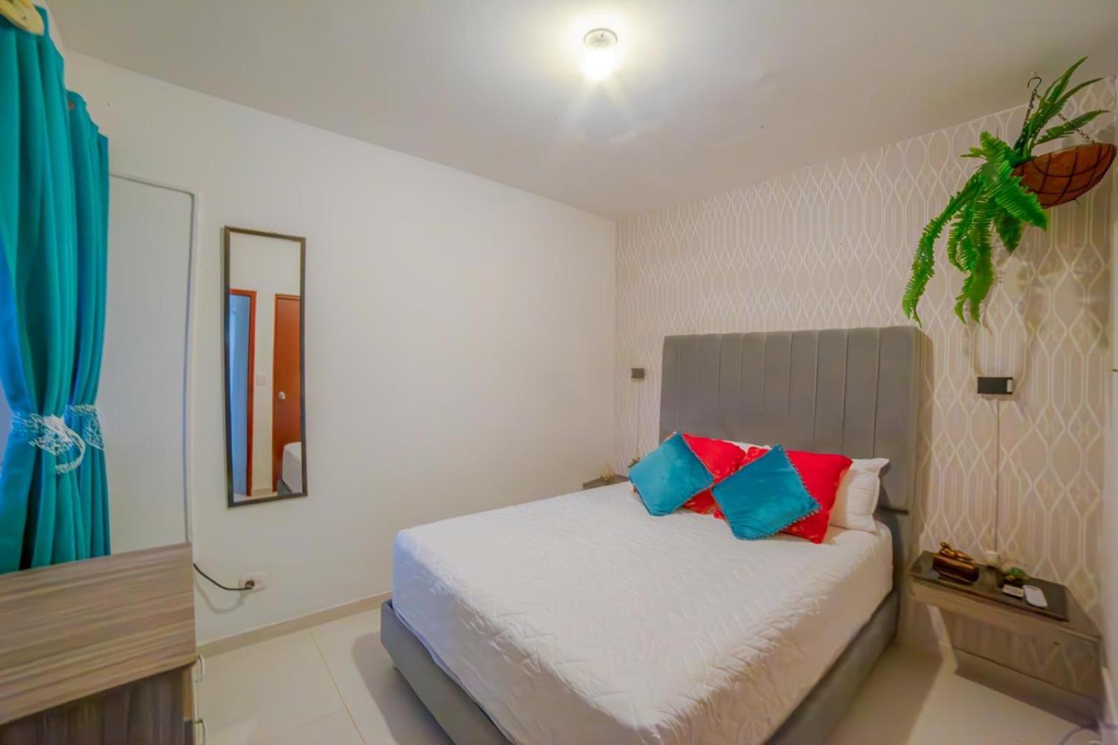 Apartamento Familiar Muy Cerca A La Playa * Cartagena