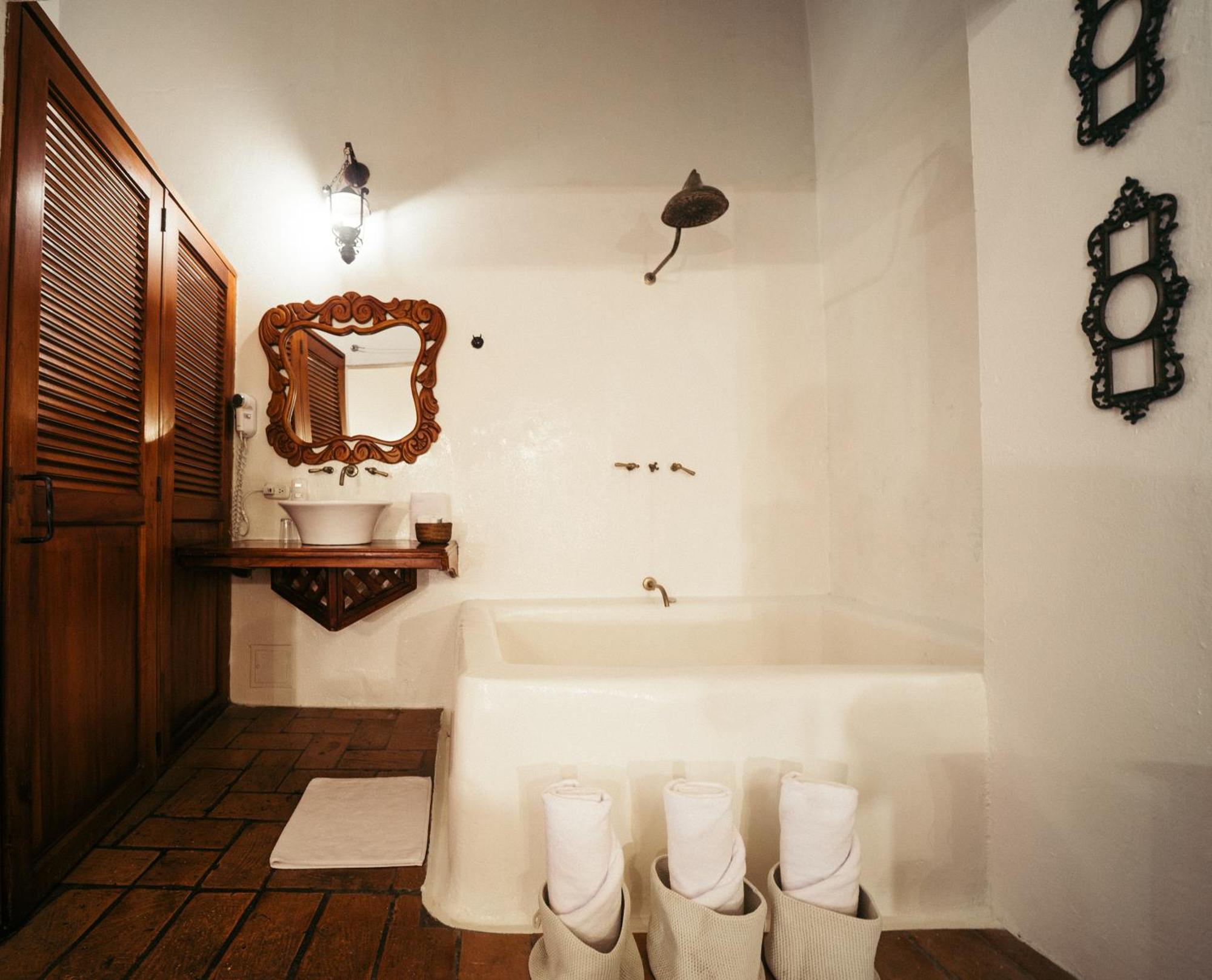 Alfiz Hotel 4*