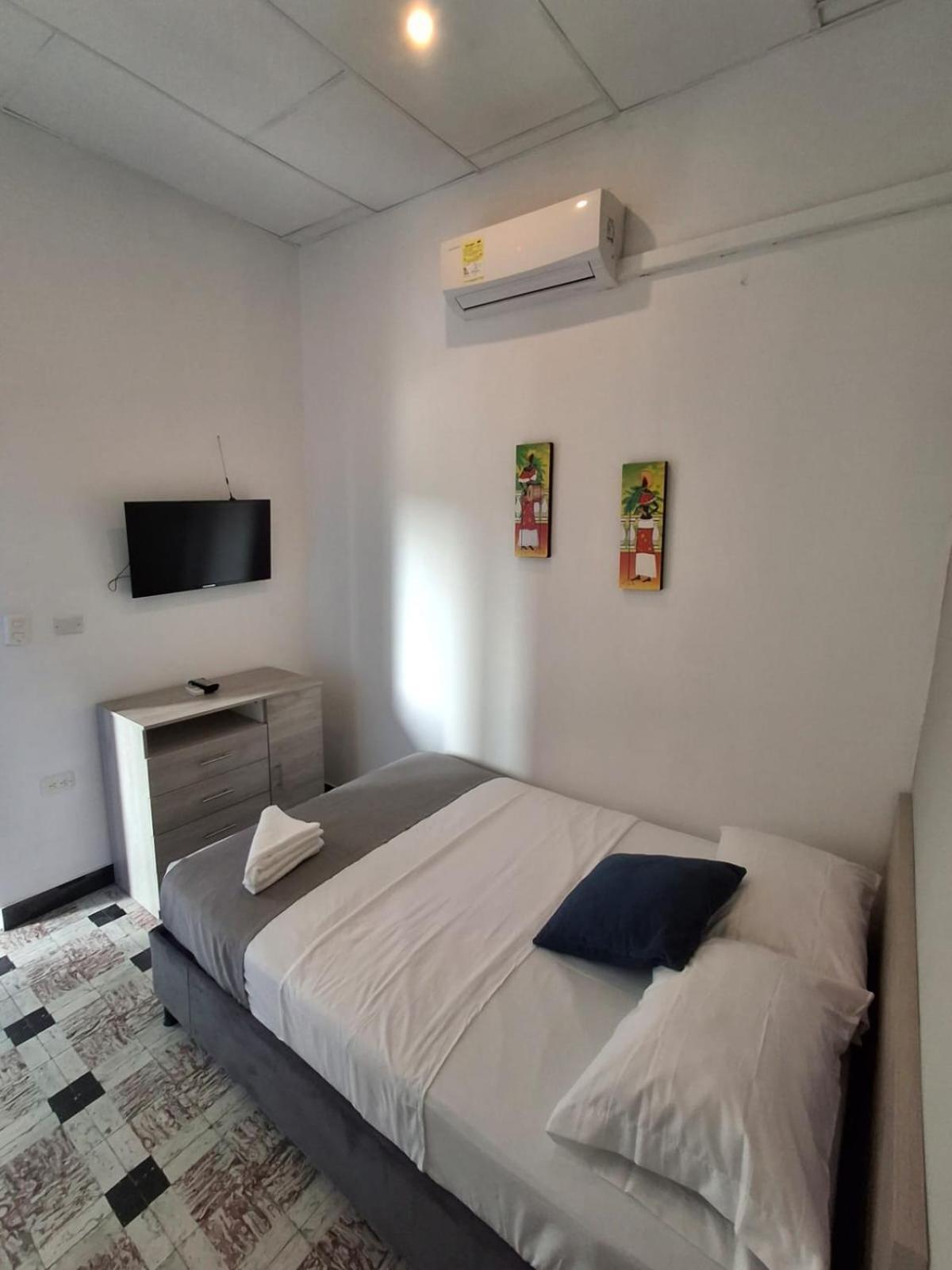 Hostel 1811