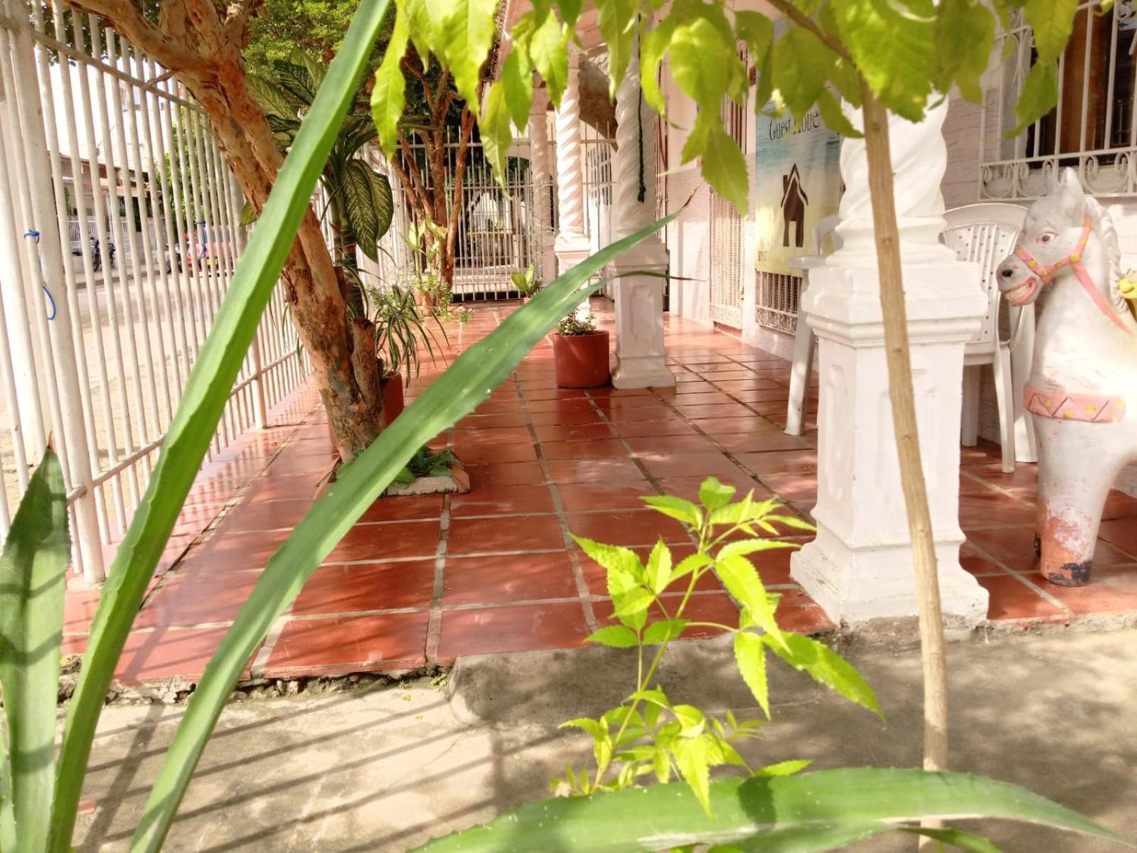 Shanty 2 Guest house *