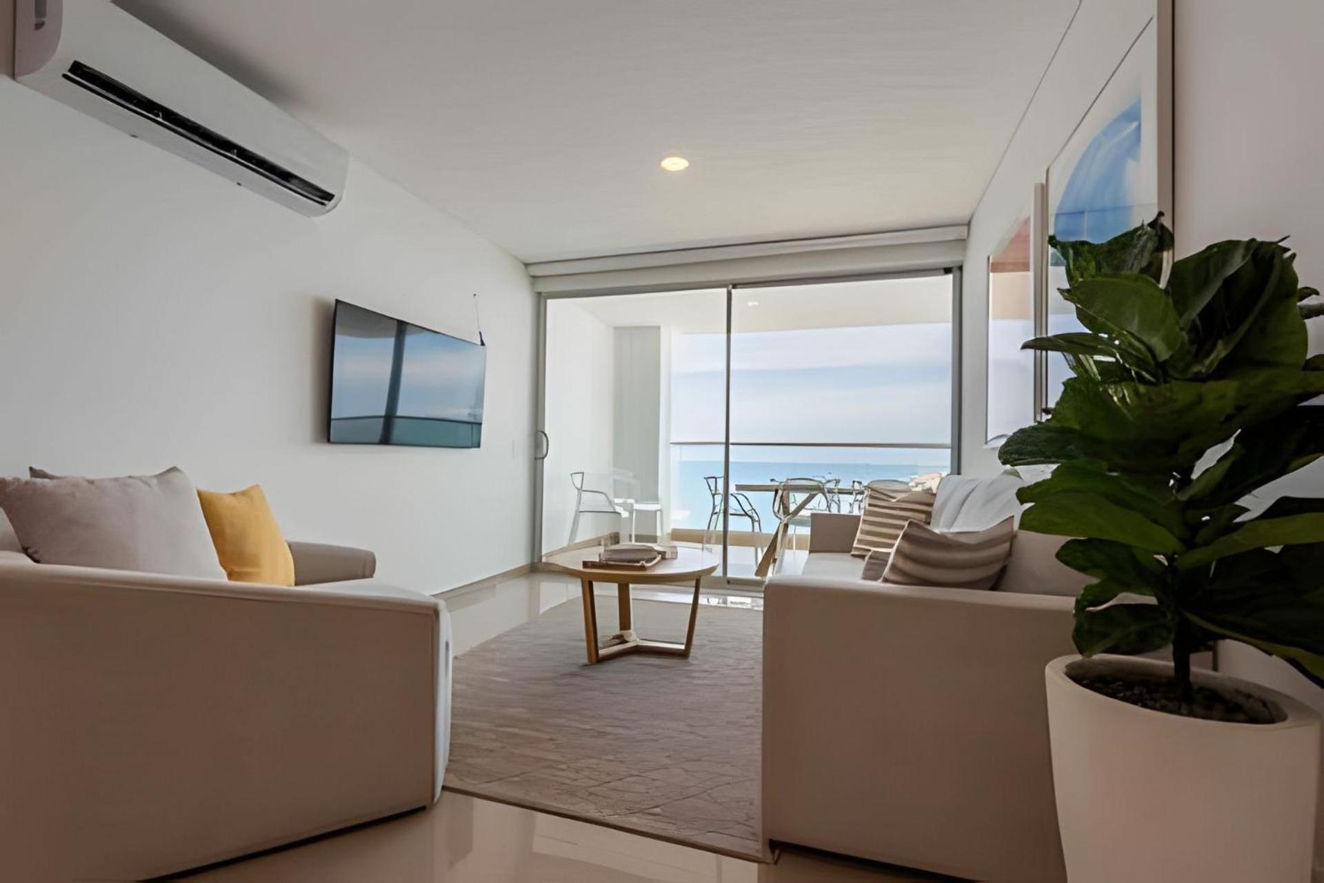 Apartment Modern 2br Next To The Walled City+oceanside View