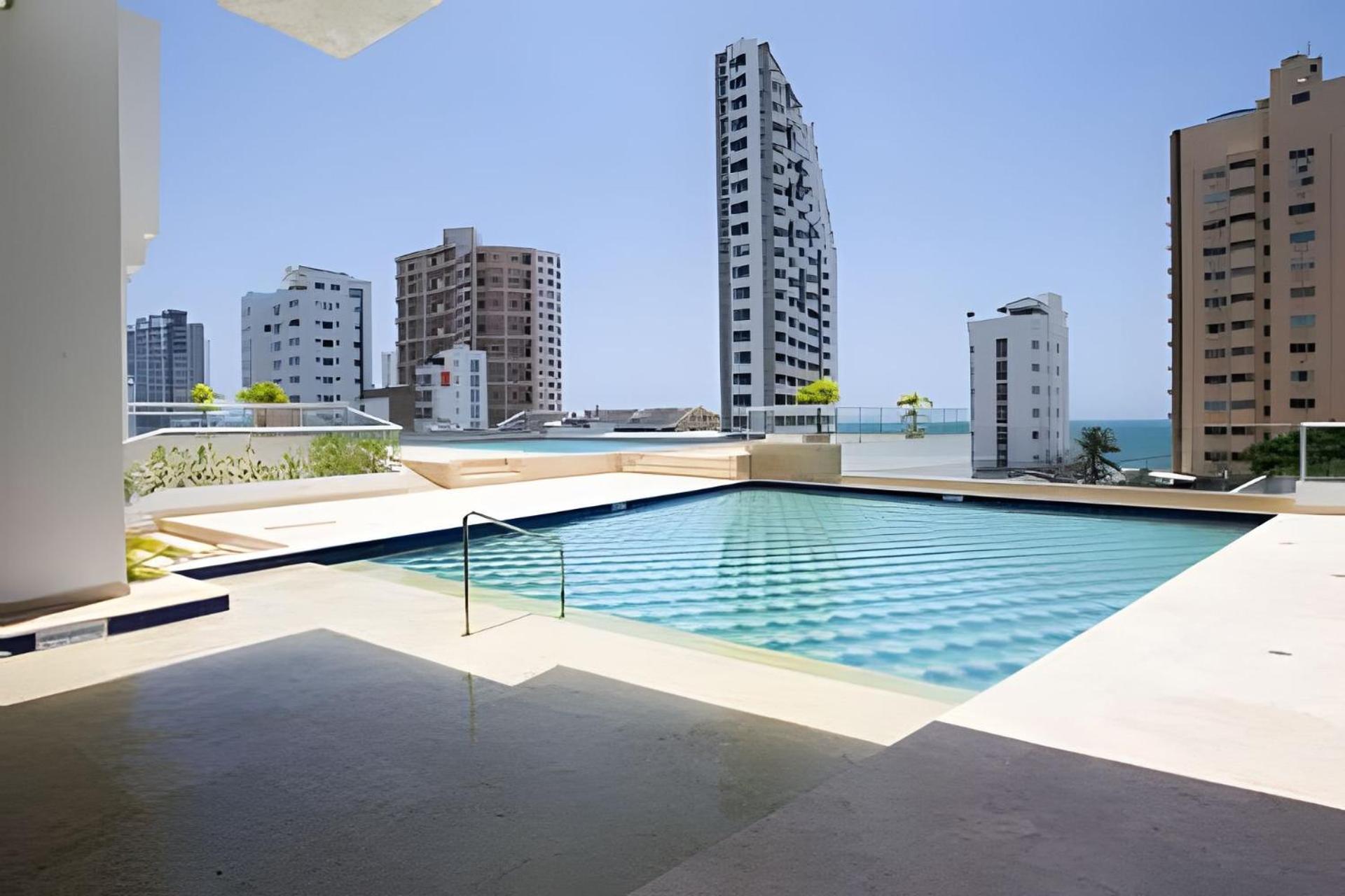 Apartment Modern 2br Next To The Walled City+oceanside View *