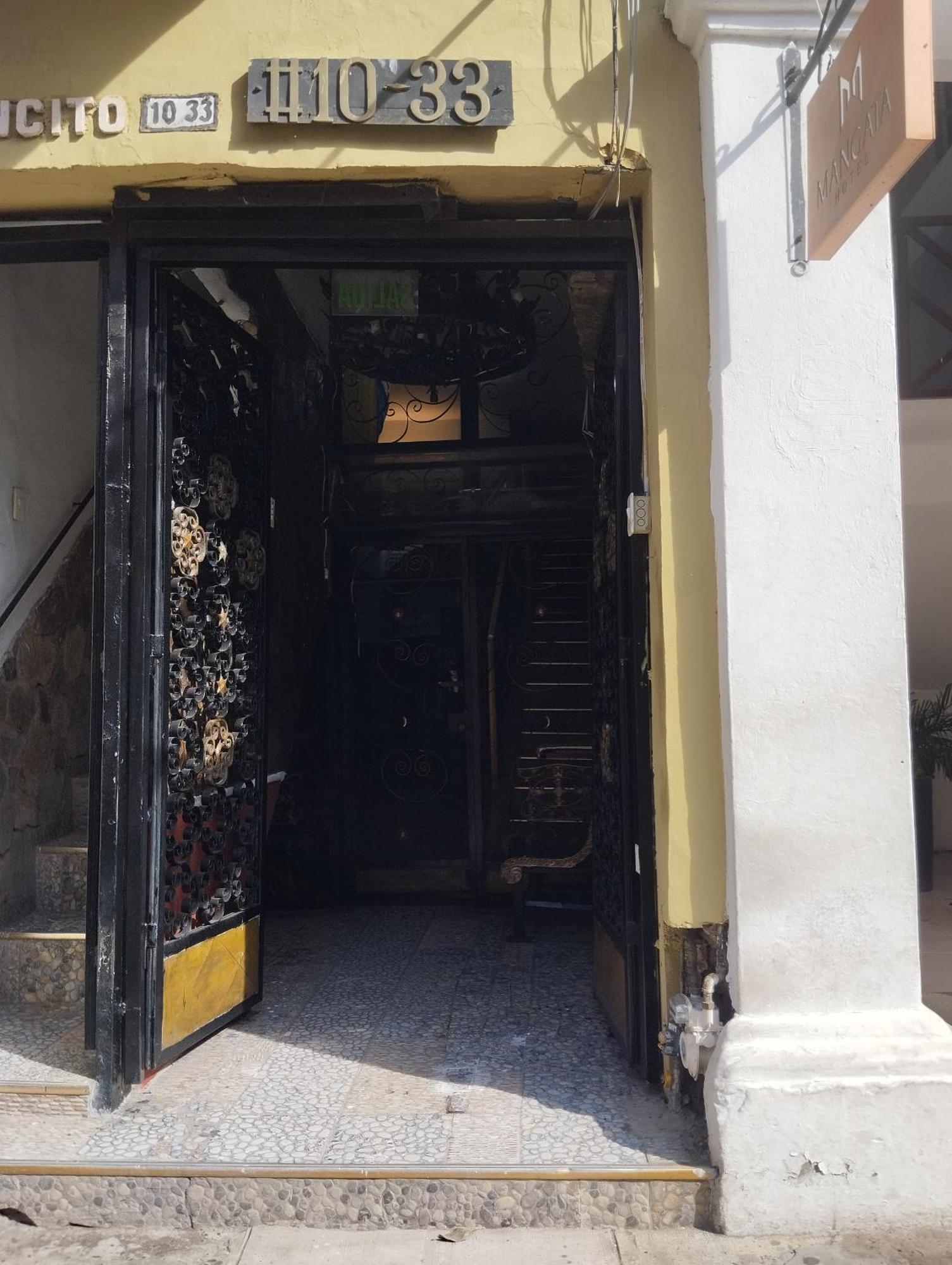 Casa de hóspedes #10-33