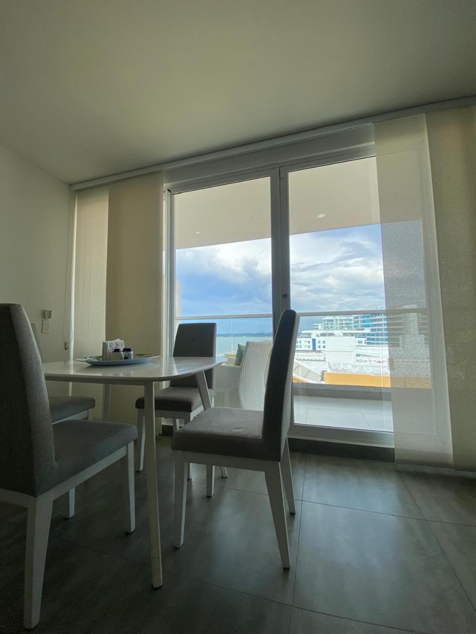 Ctgna 10 Personas 3 Playa Americas Morros Apartment