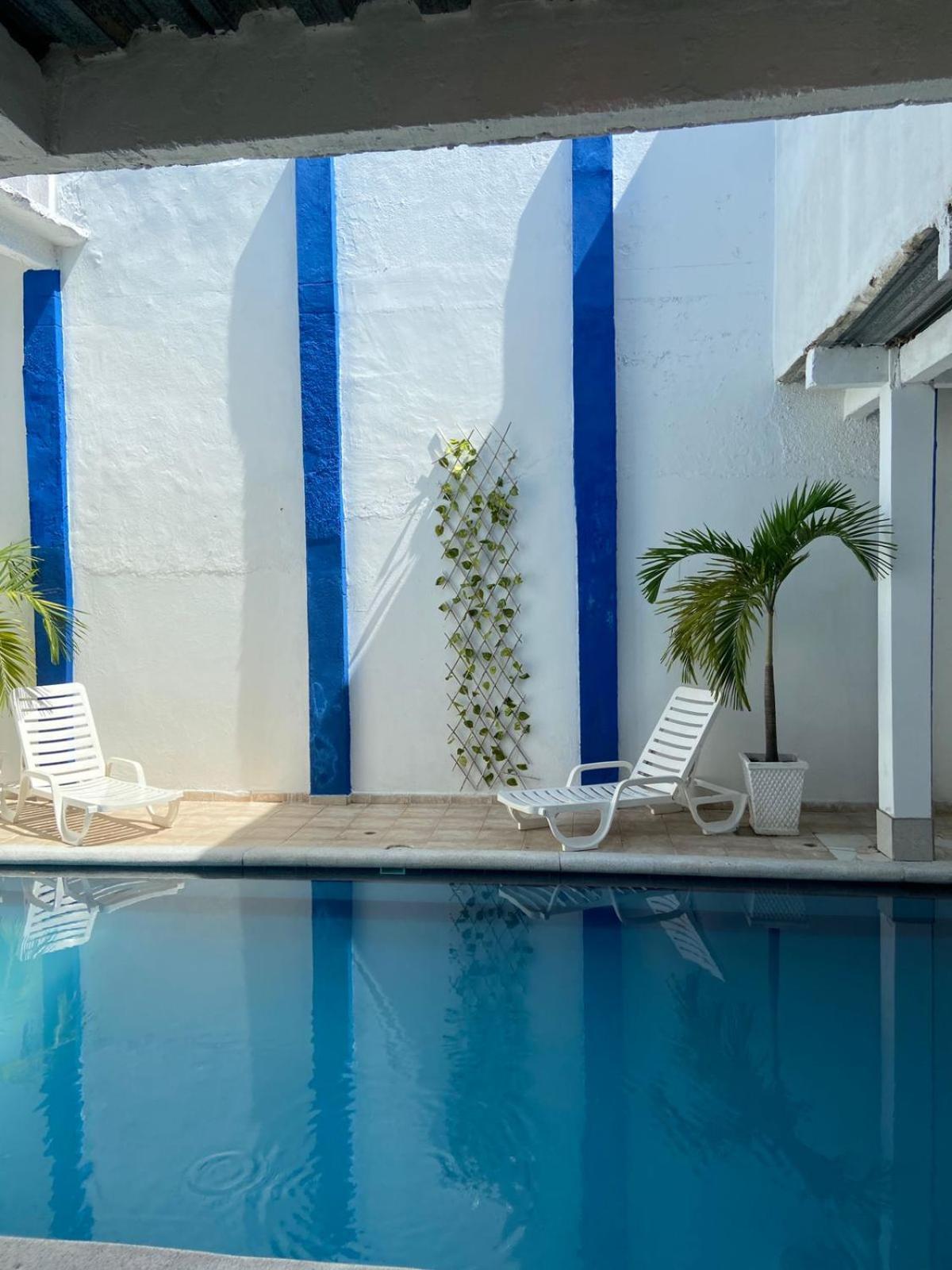 Hospedagem domiciliar Blue Diamond House