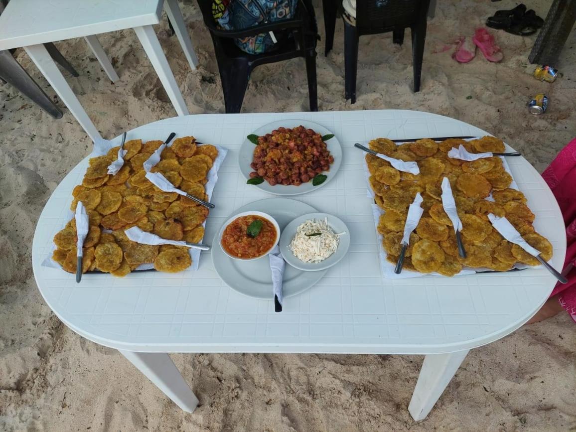 A Orilla Del Mar En Baru Cartagena