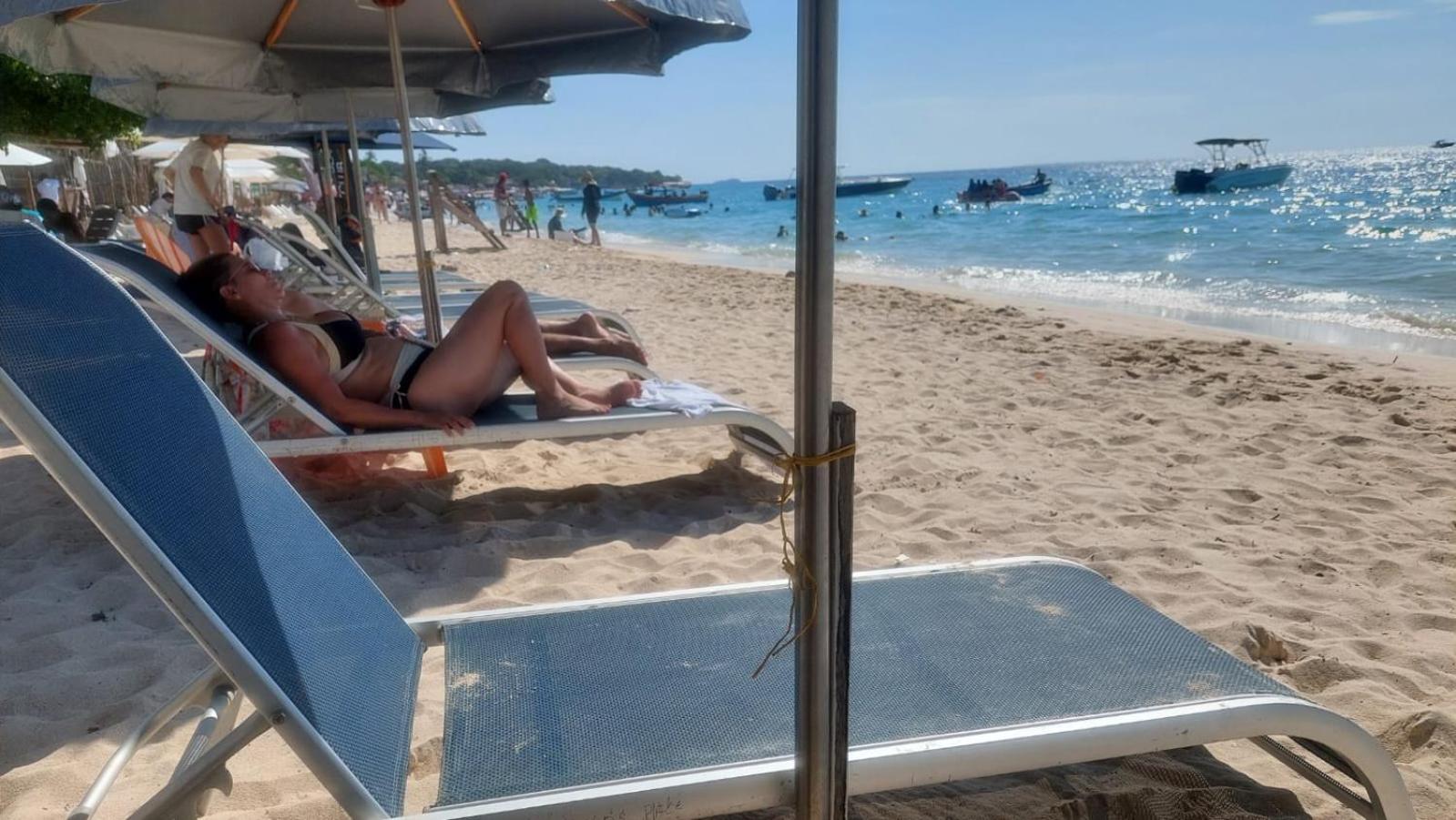 Hostel A Orilla Del Mar En Baru Cartagena