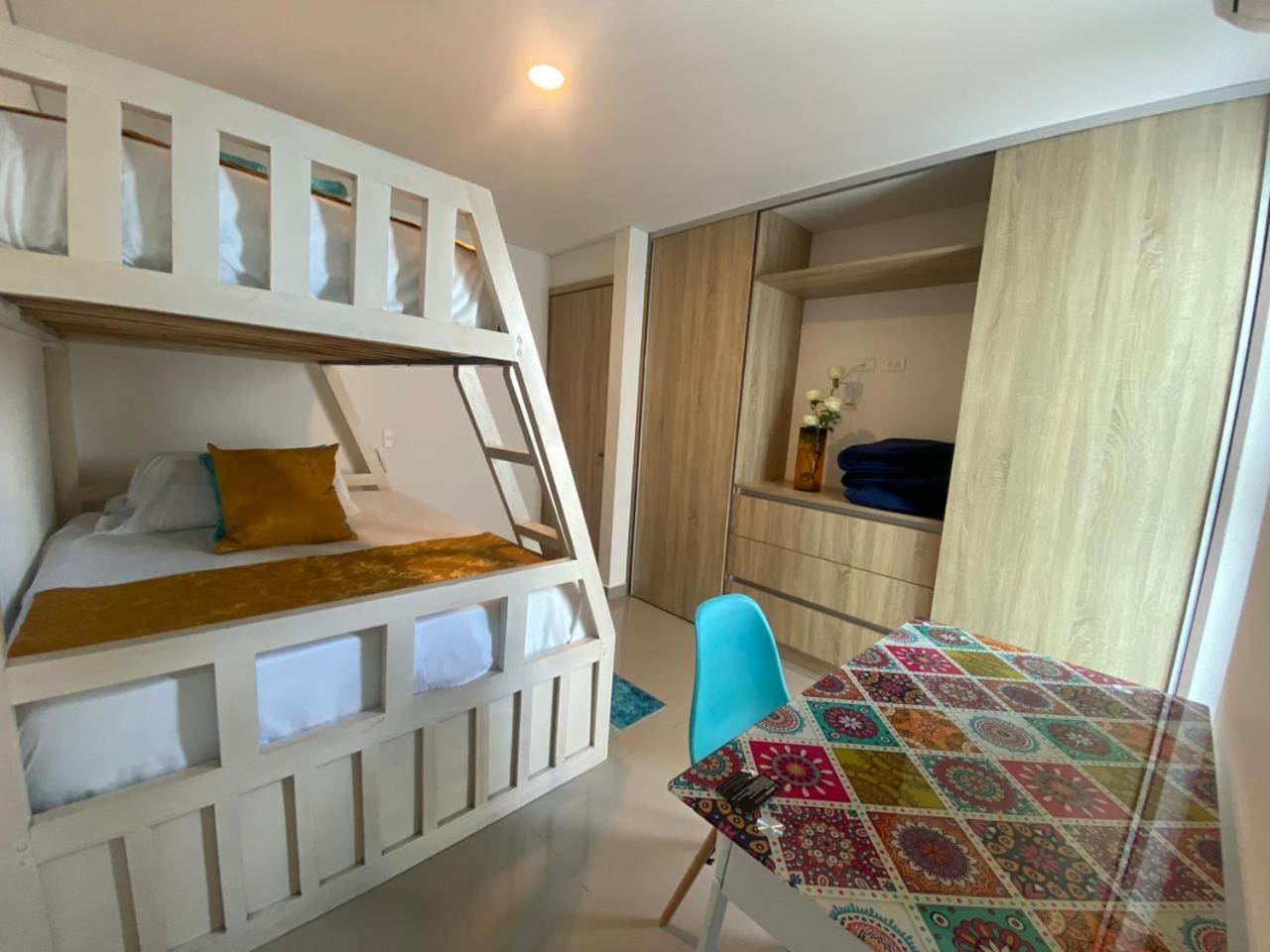 Apartment 3 9 Personas Cerca A La Playa Wifi Y Parqueadero Cartagena