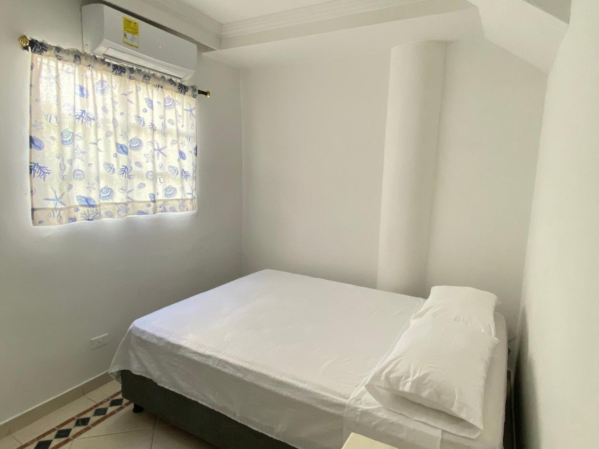 Muy Cerca Del Mar, Areopuerto Y Centro Historico Holiday home Cartagena