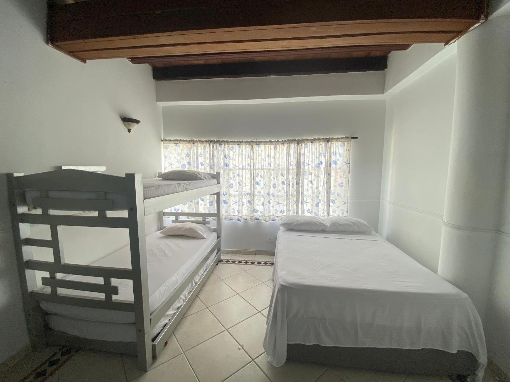 Muy Cerca Del Mar, Areopuerto Y Centro Historico Holiday home *