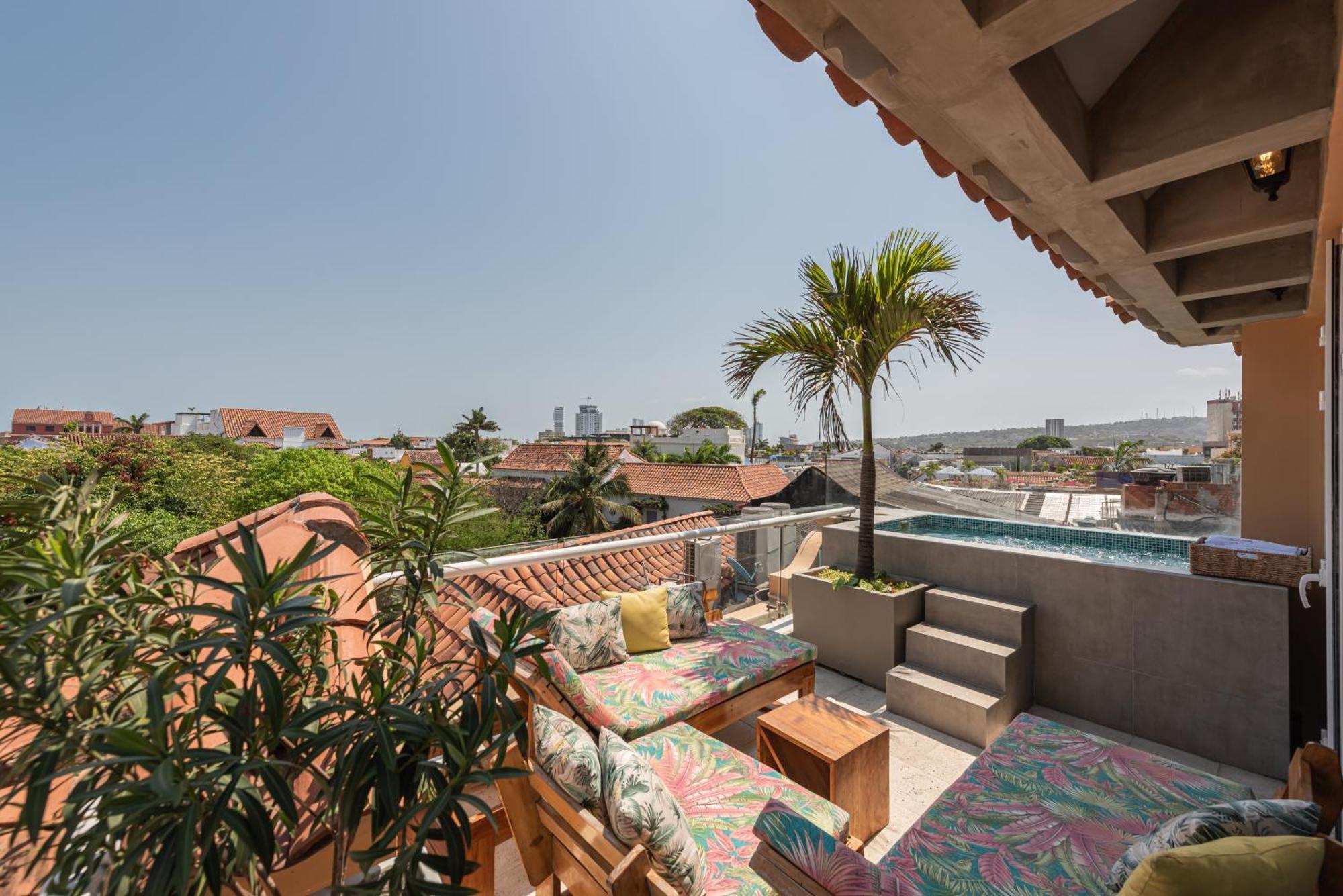 Townhouse Boutique 4*