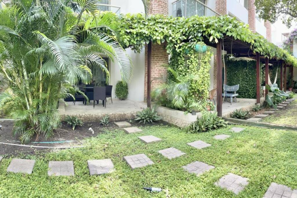 Apartment Location & Comfort In The Walled