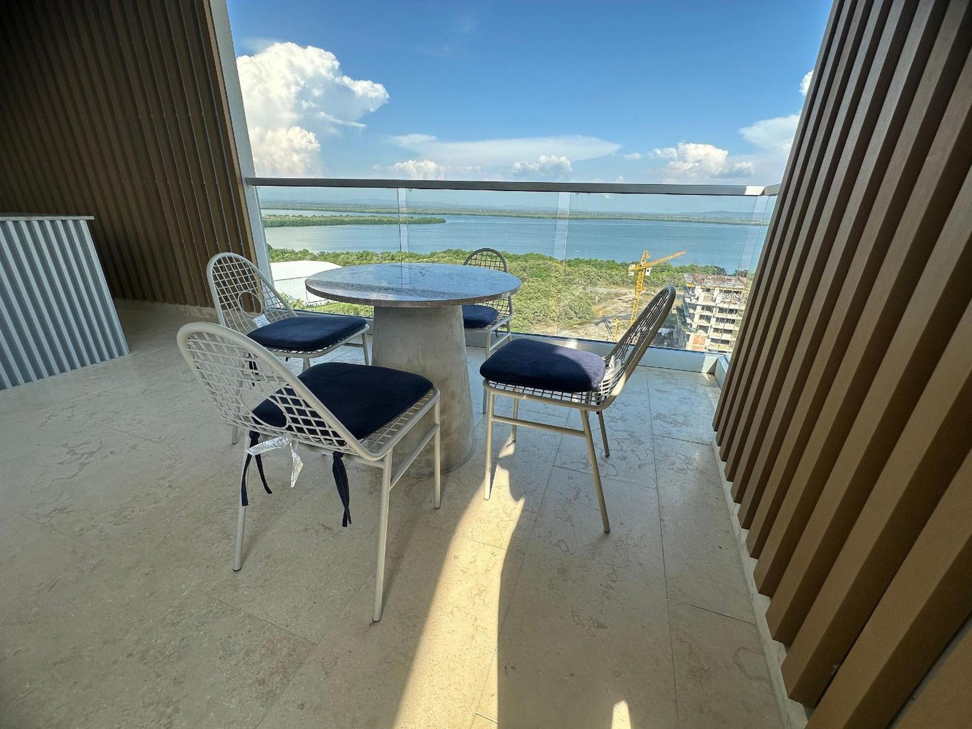 Modernos A Pocos Pasos De Playa Azul Y Del Centro De Convenciones De Americas Apartment *