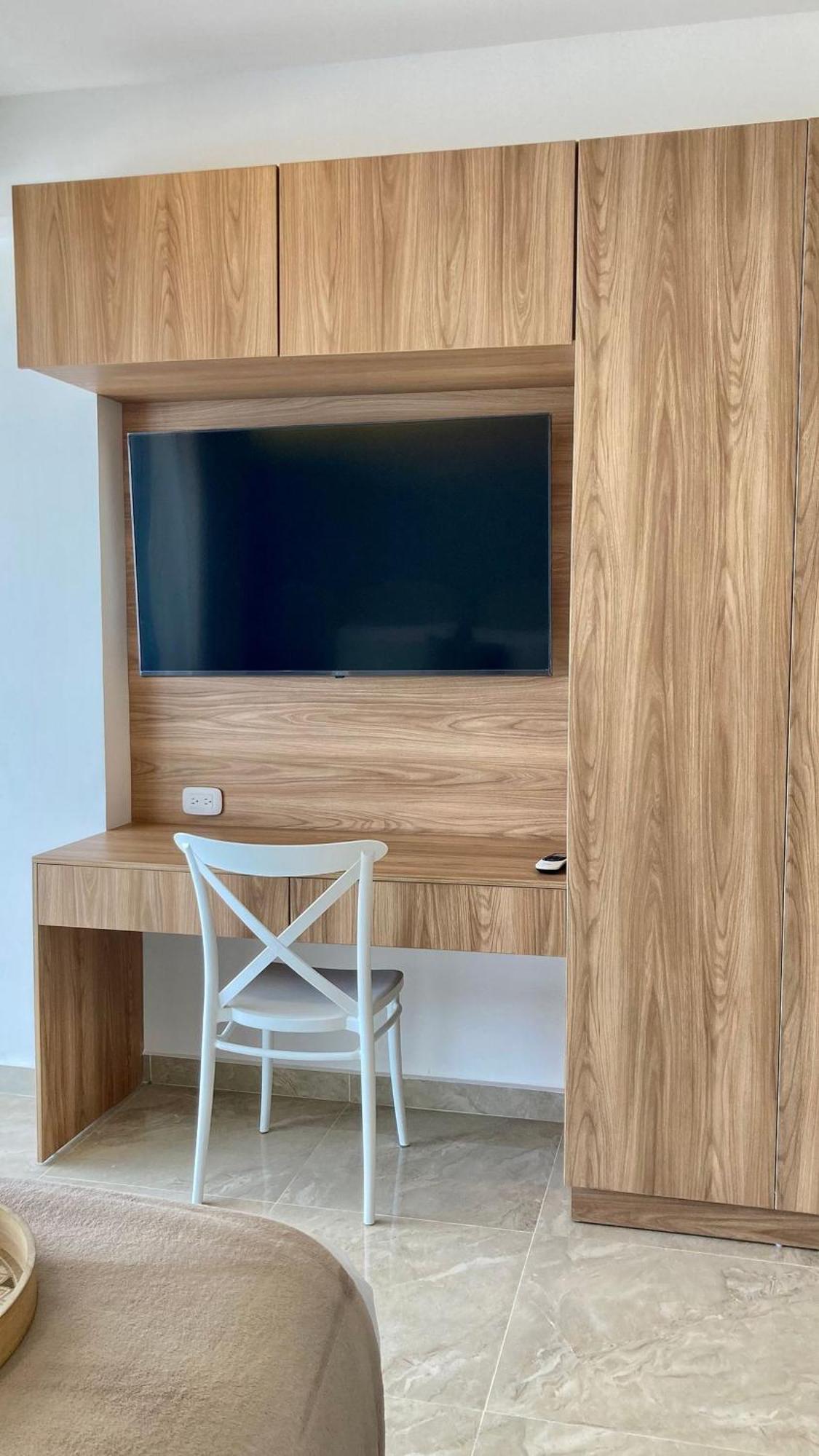 Apartment Cb708 Moderna En Crespo Vista Al Mar Wifi