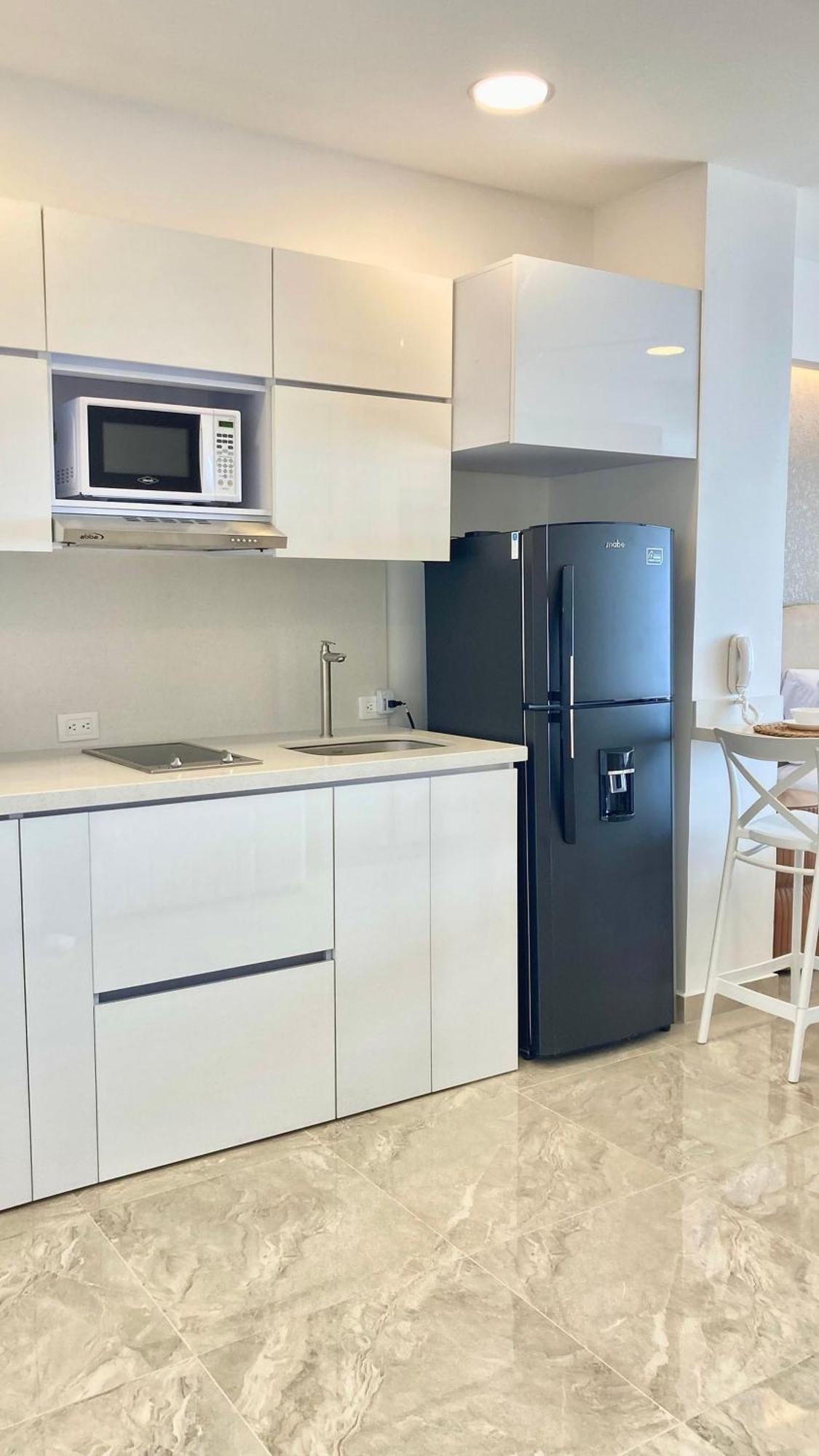 Apartment Cb708 Moderna En Crespo Vista Al Mar Wifi *