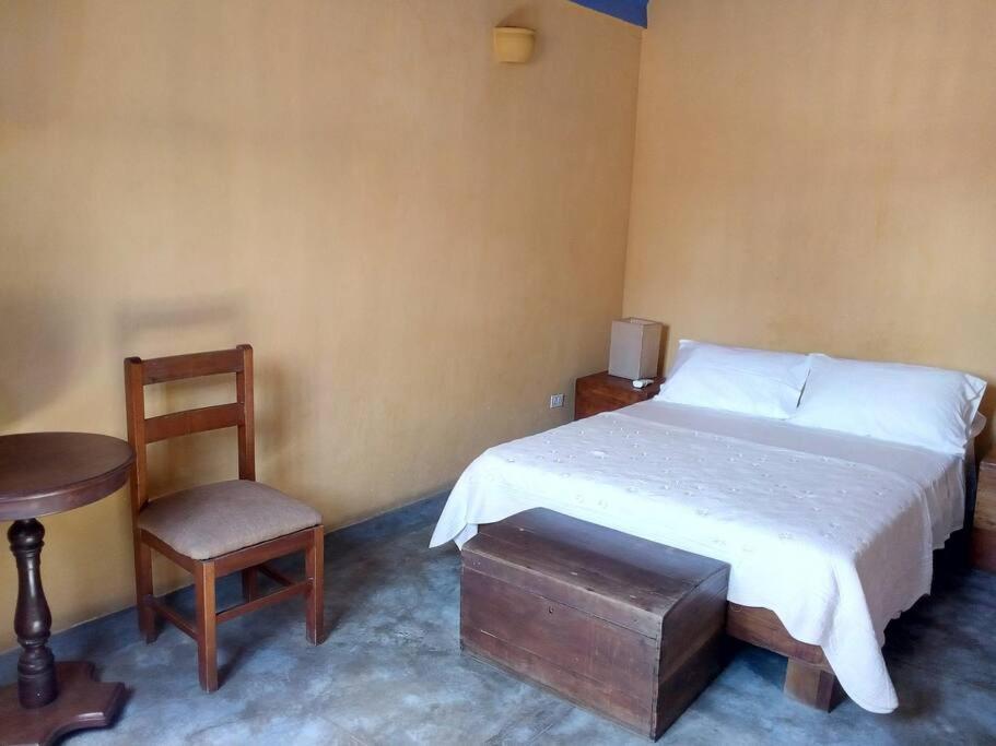 Charming Colonial With Pool, Walled Cartagena