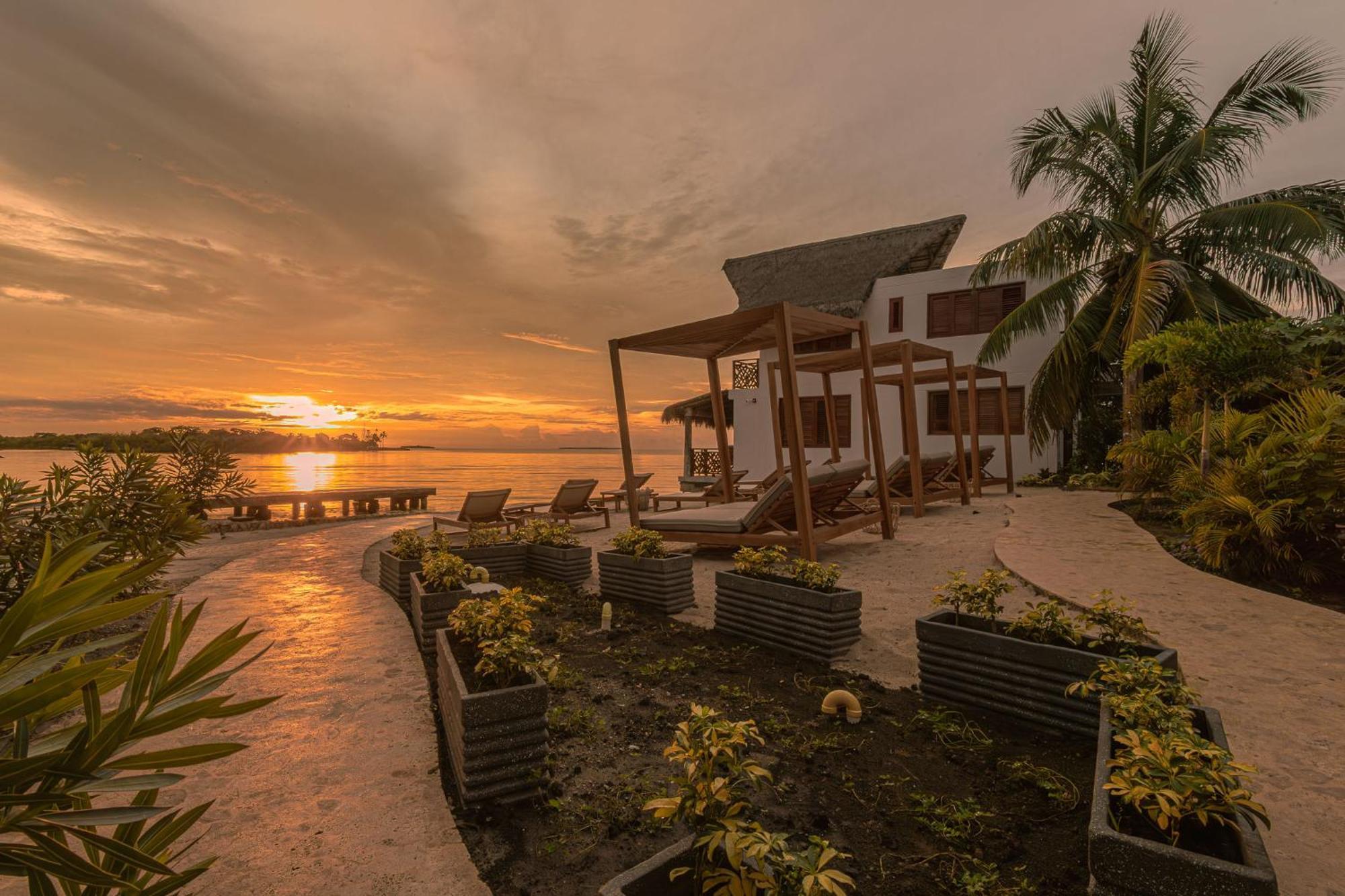 Islawa Soy Local - Isla Privada Hotel *