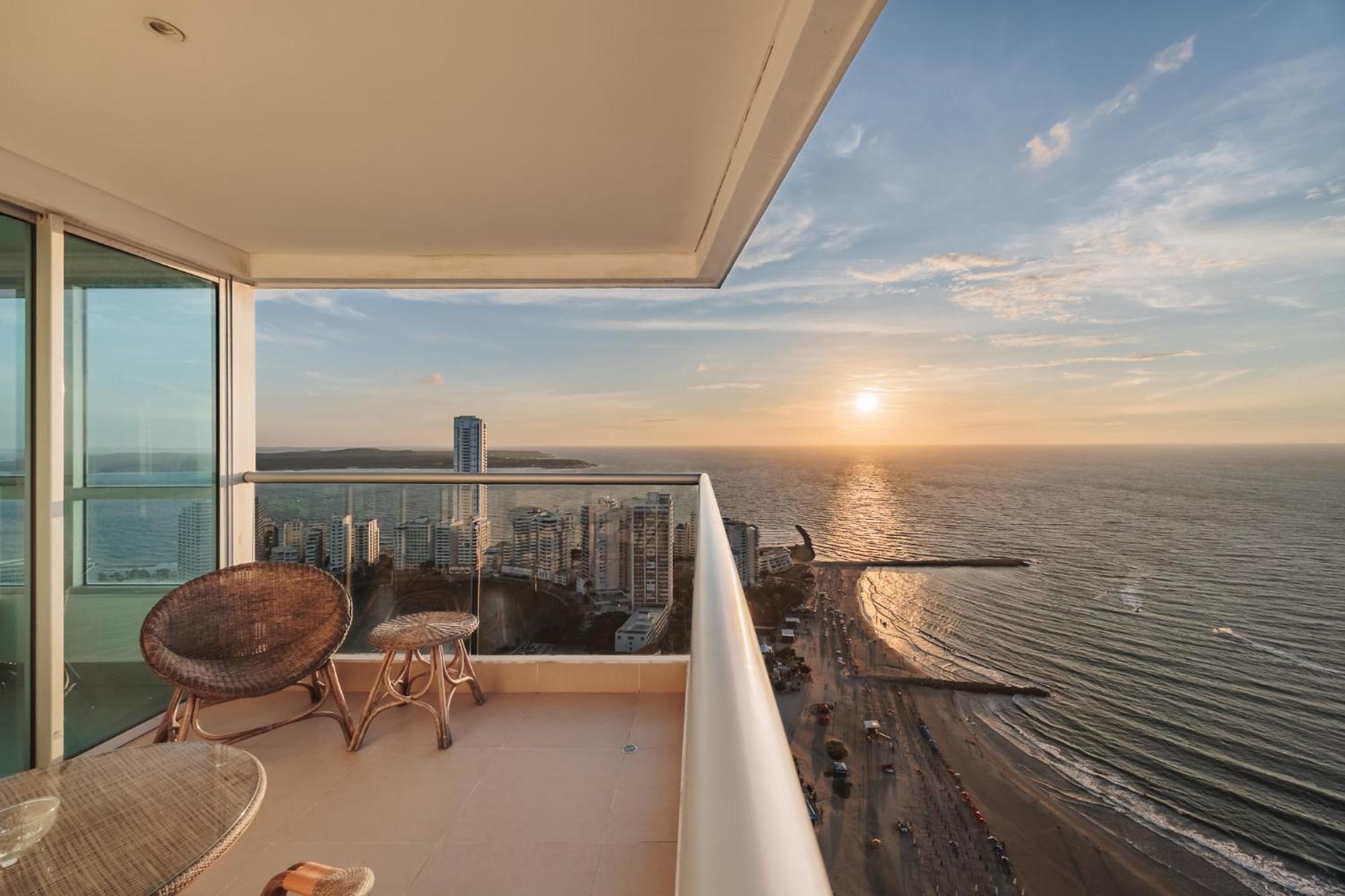 Apto De 2 Con Imponente Vista Al Mar En Bocagrande Apartamento *