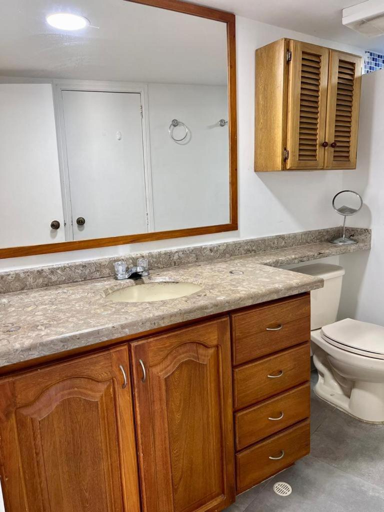 Apto Nuevo Conquistador Apartamento