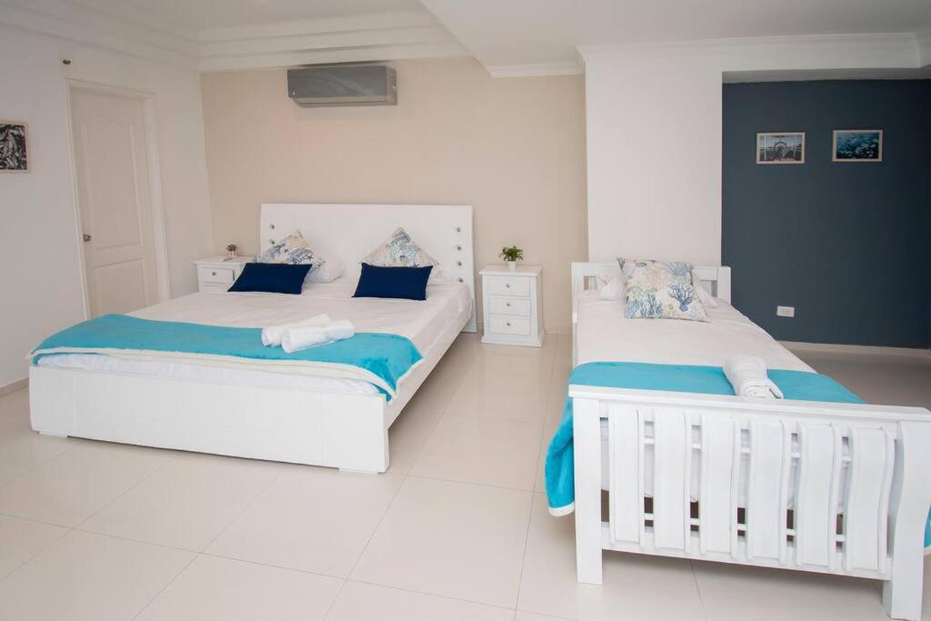 Casa Solarium, Aldaba Selection