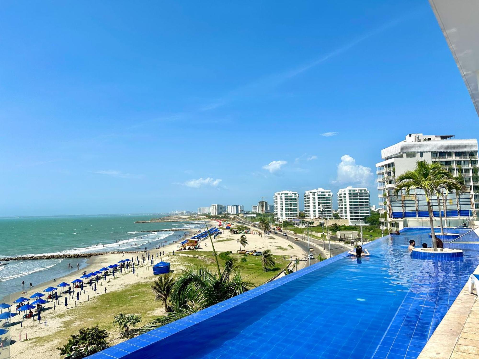 Ocean Views Next To The Old * Cartagena