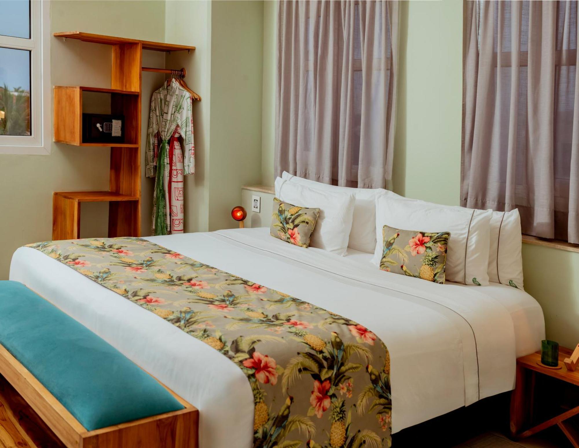 Hotel Townhouse Boutique 4*