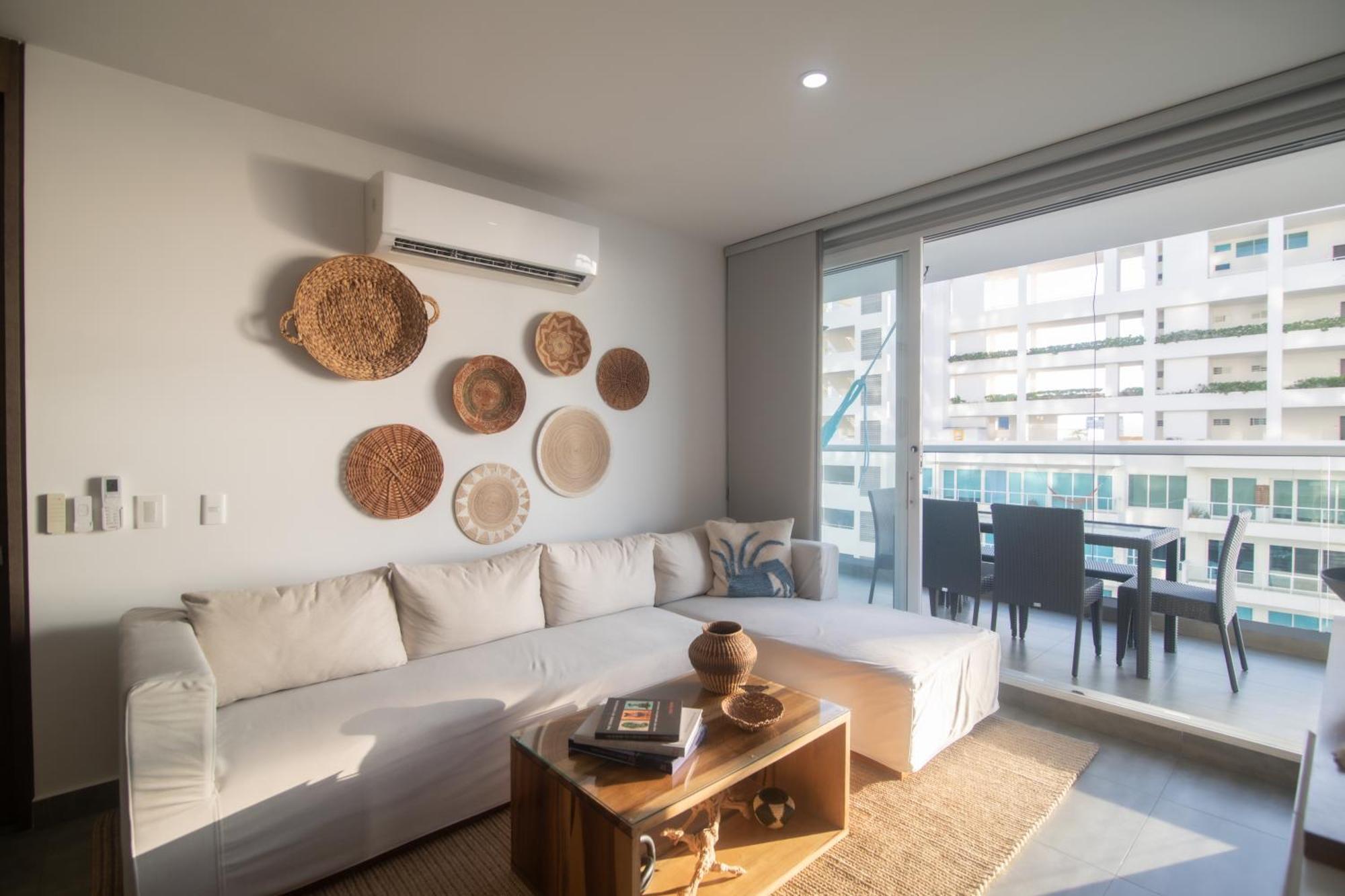 Beautiful, Remodeled In Building, Area Of *