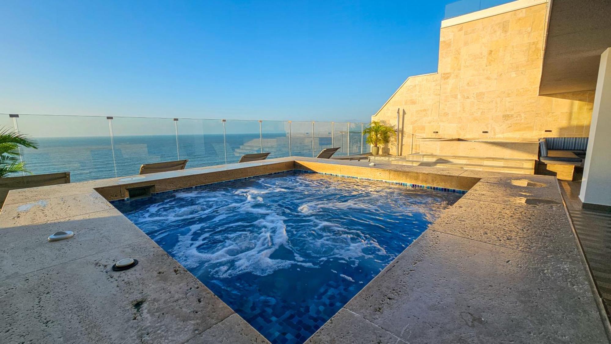 Apartamento Beautiful, Remodeled In Building, Area Of Cartagena