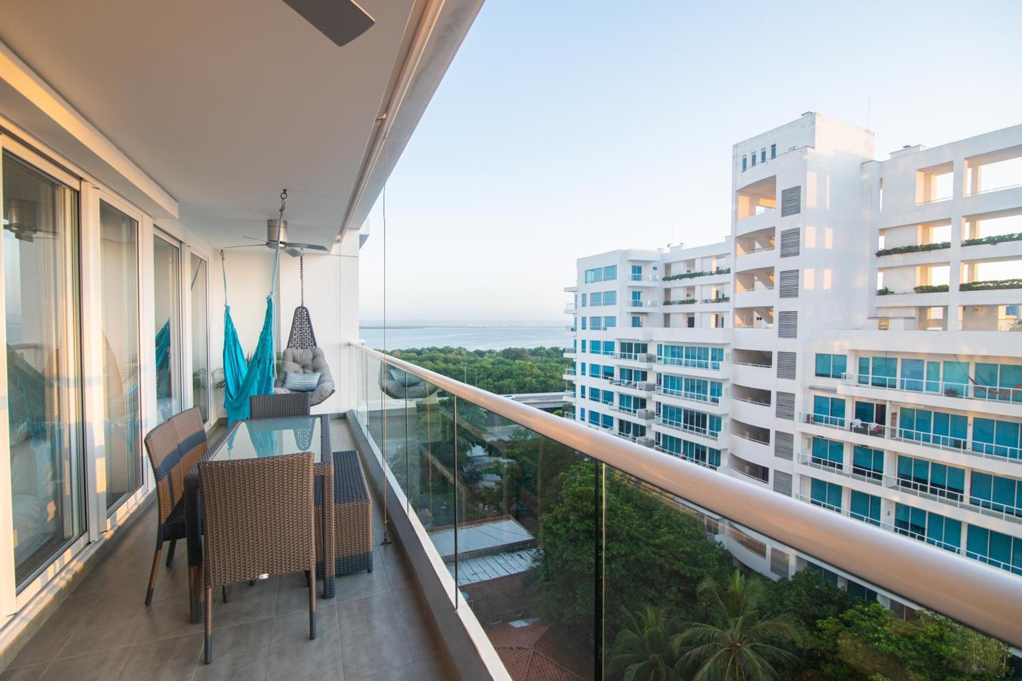 Beautiful, Remodeled In Building, Area Of * Cartagena