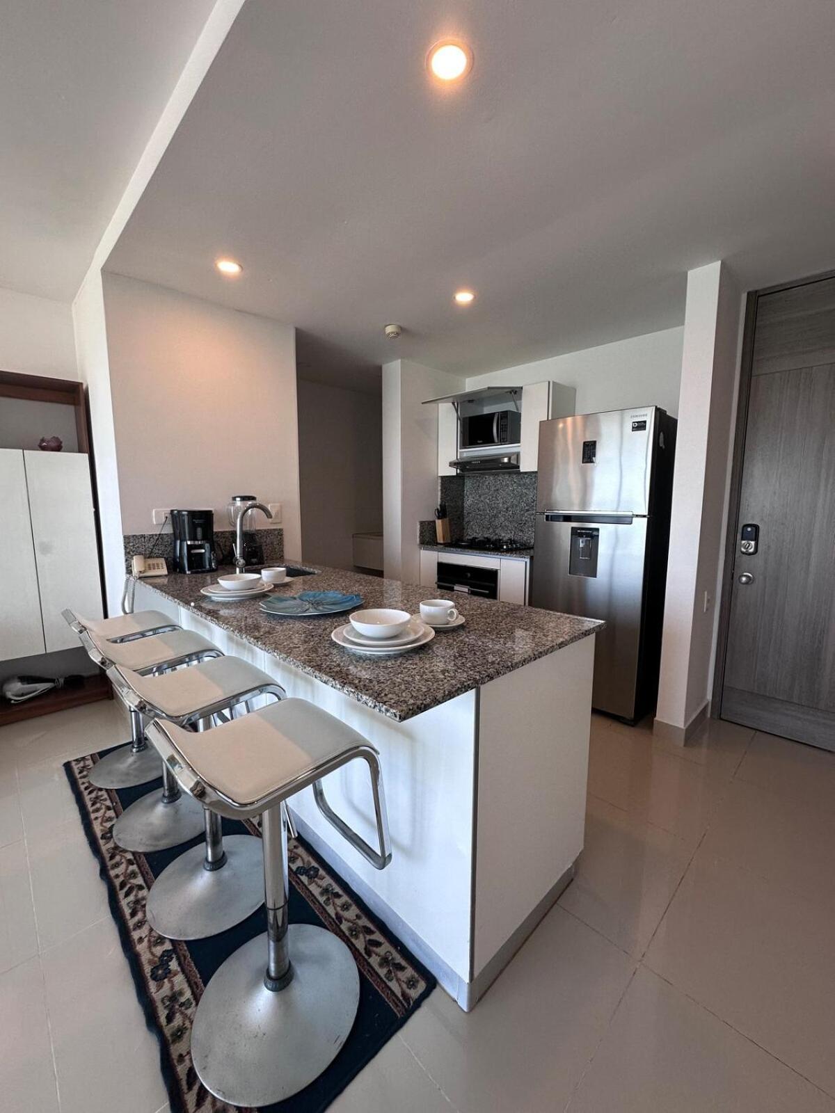 Mc 1303- Front Apt- Morros Location *