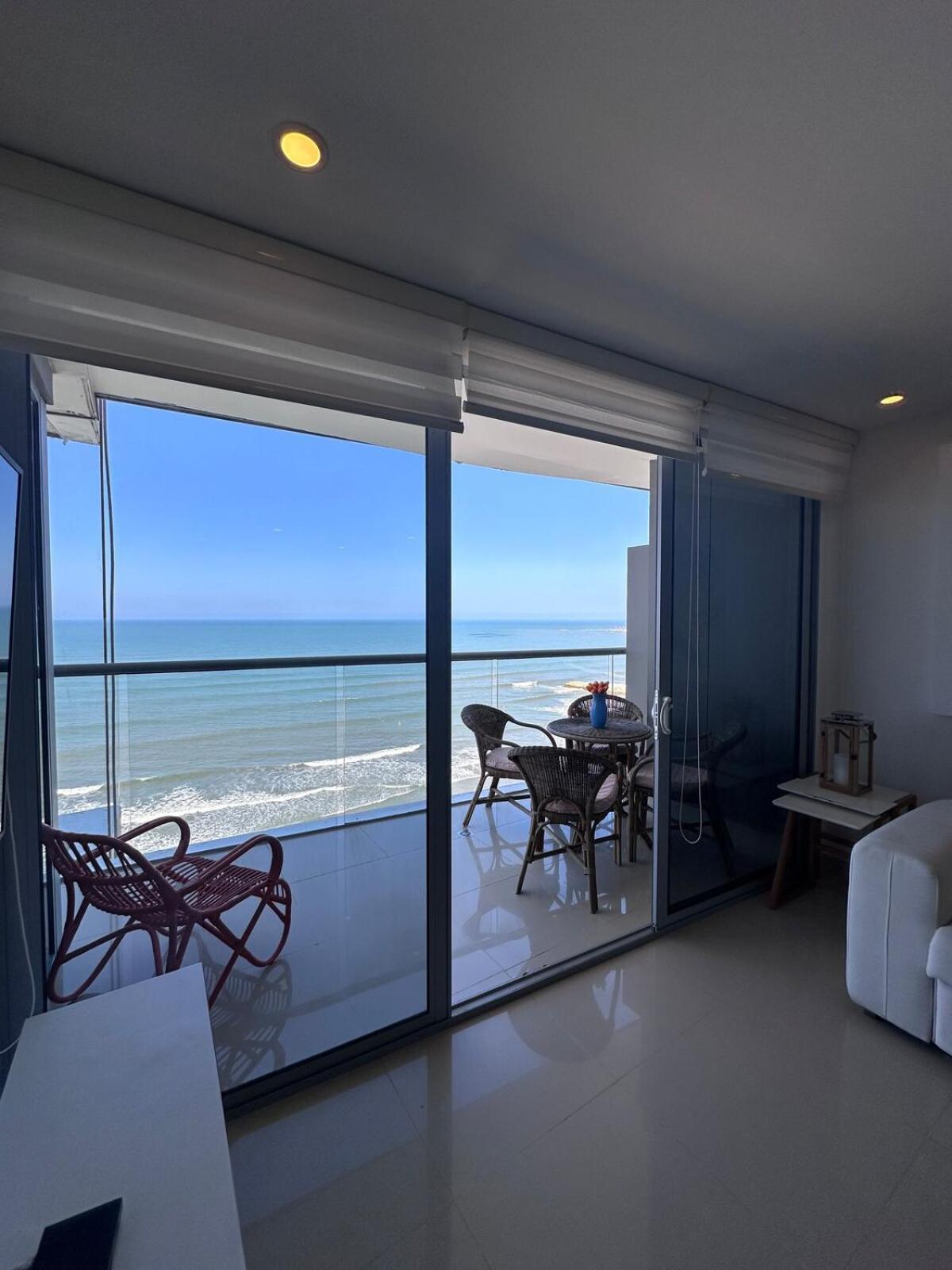 Mc 1303- Front Apt- Morros Location *
