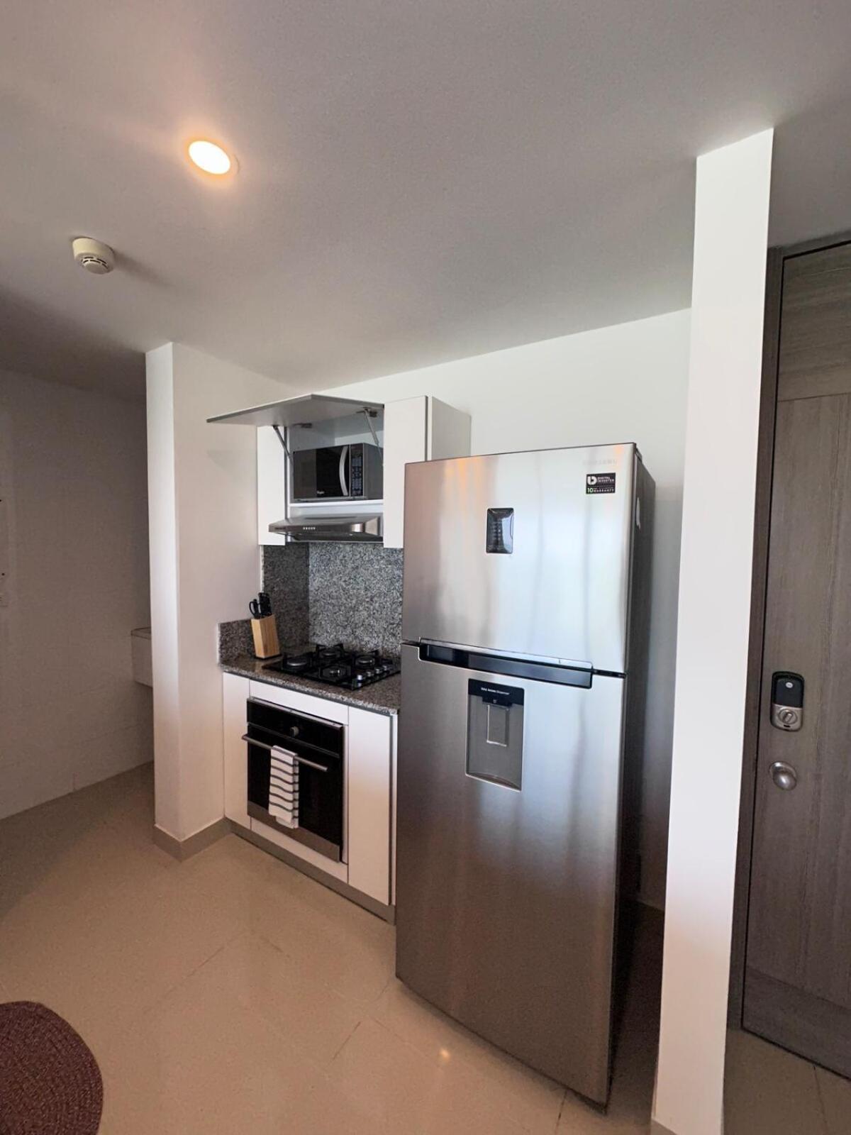 Mc 1303- Front Apt- Morros Location Apartment *