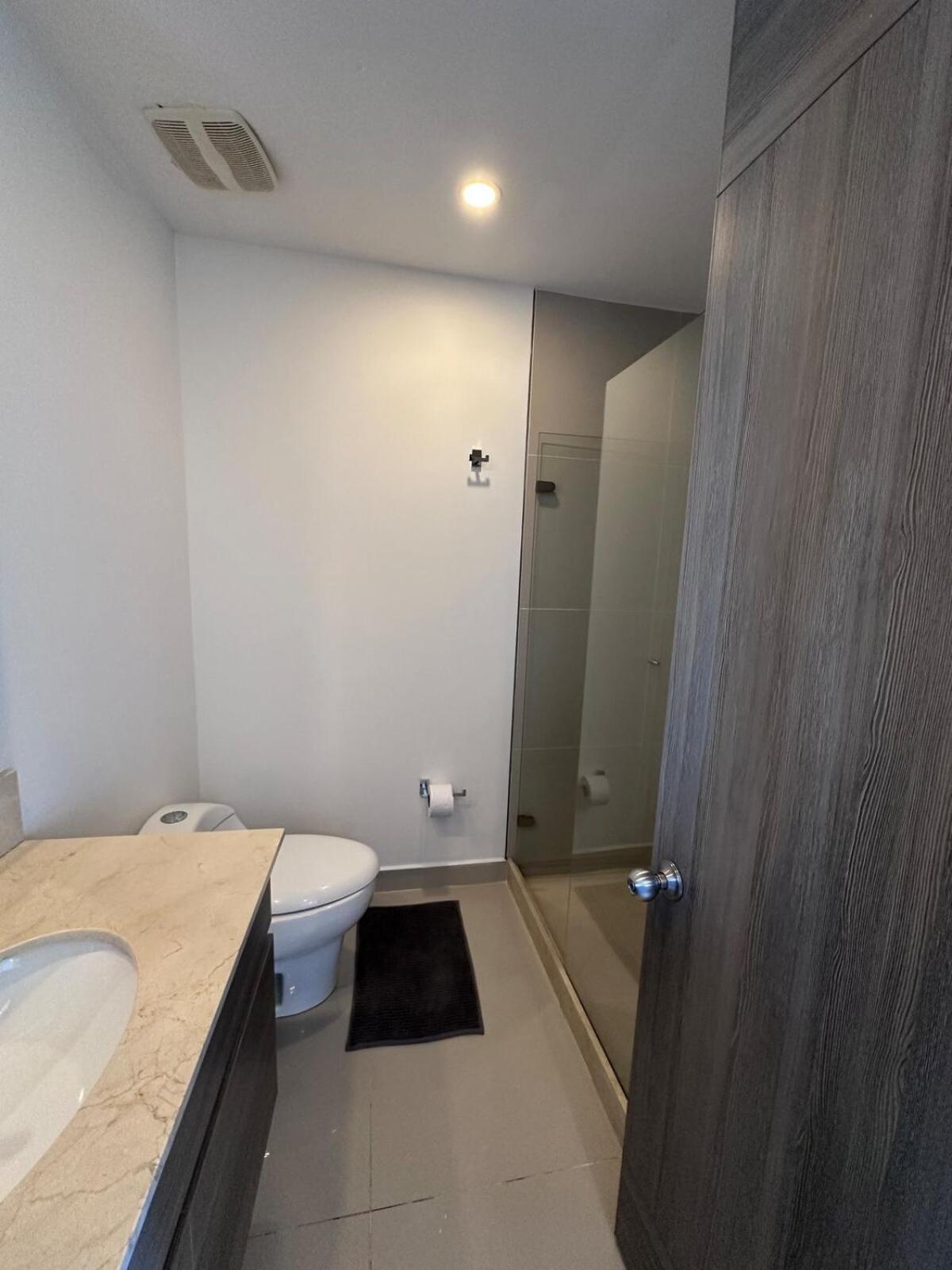 Mc 1303- Front Apt- Morros Location Apartment