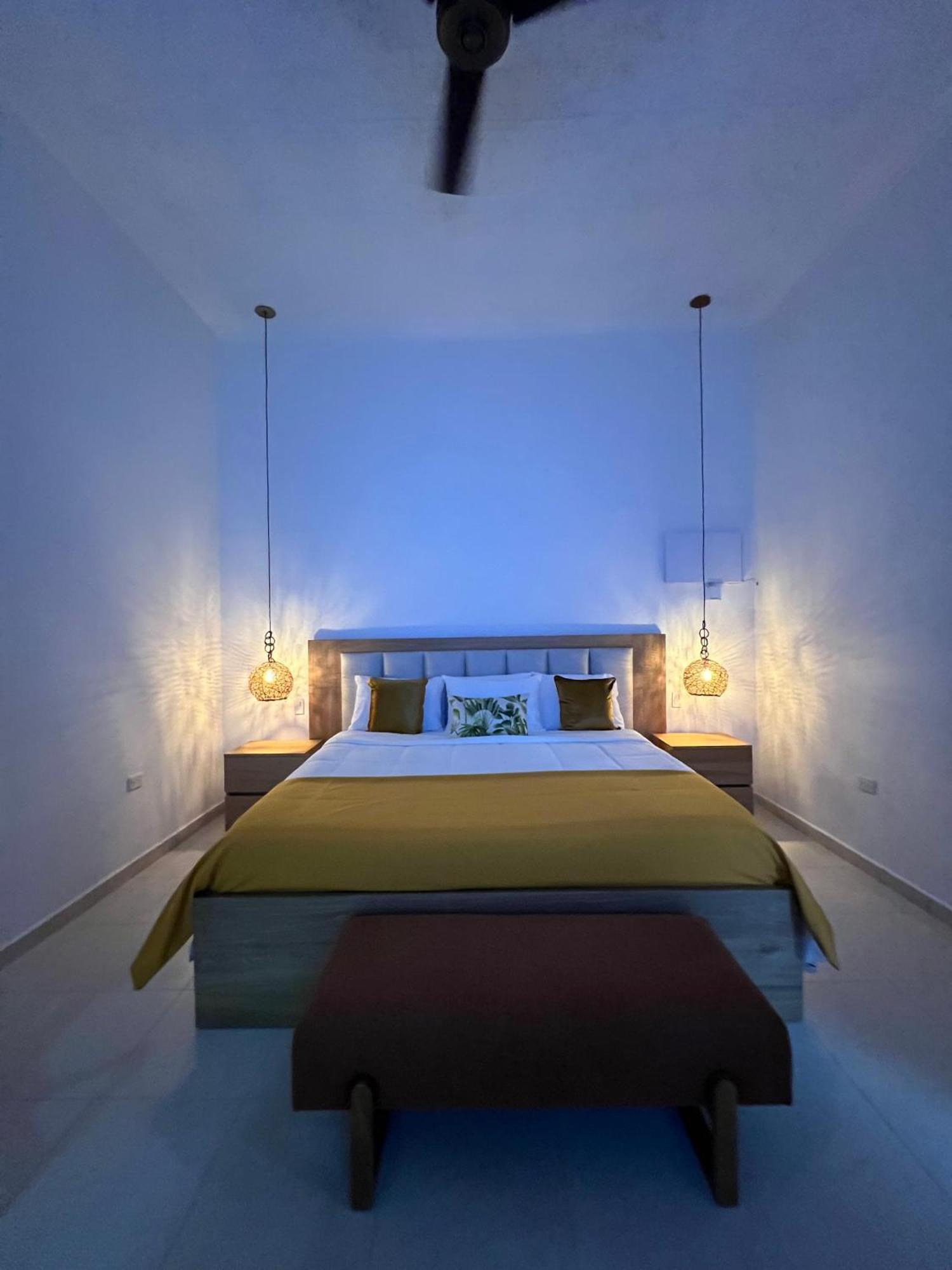 Casa De Besos