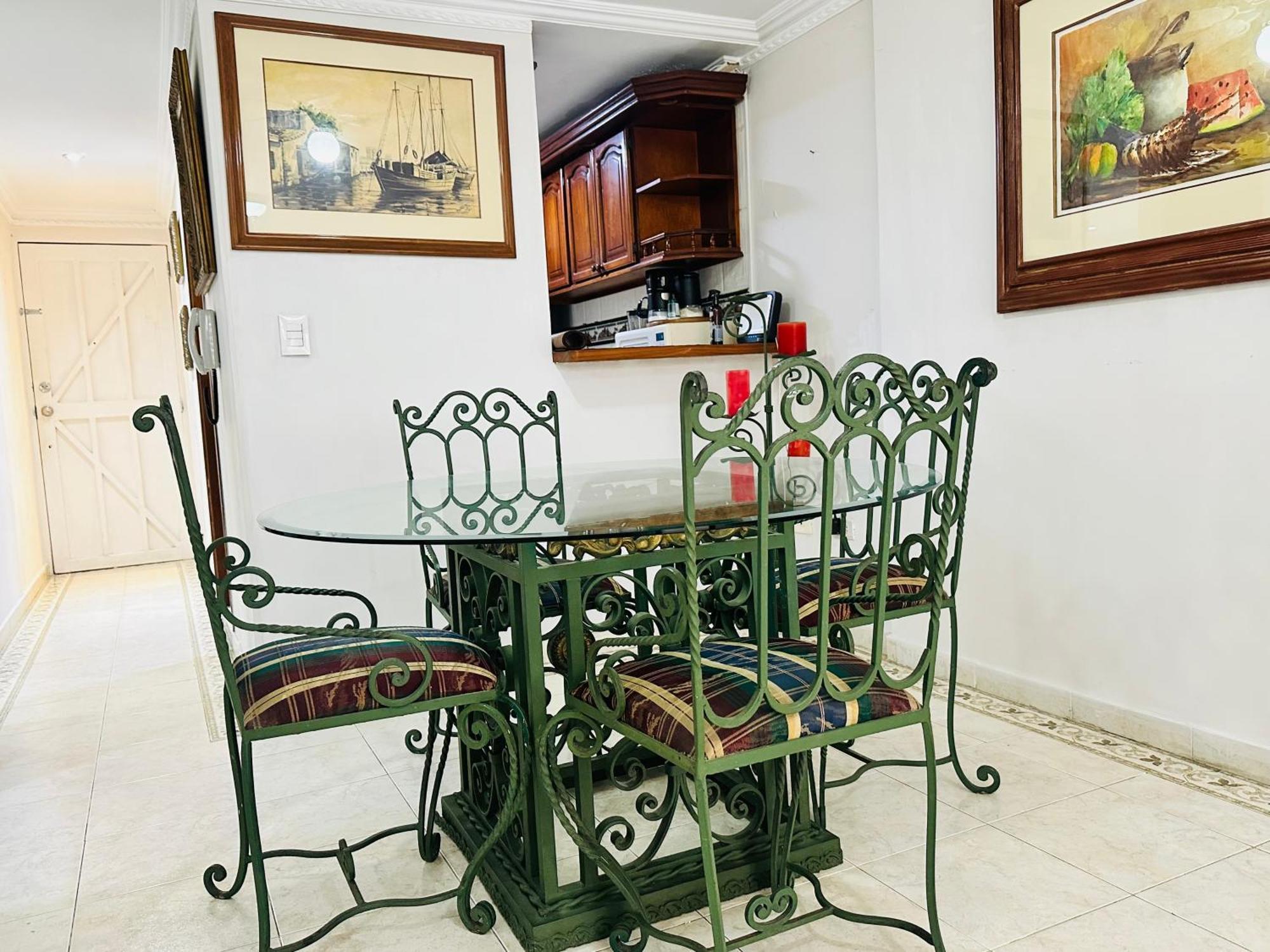 Apartment Alvarez *